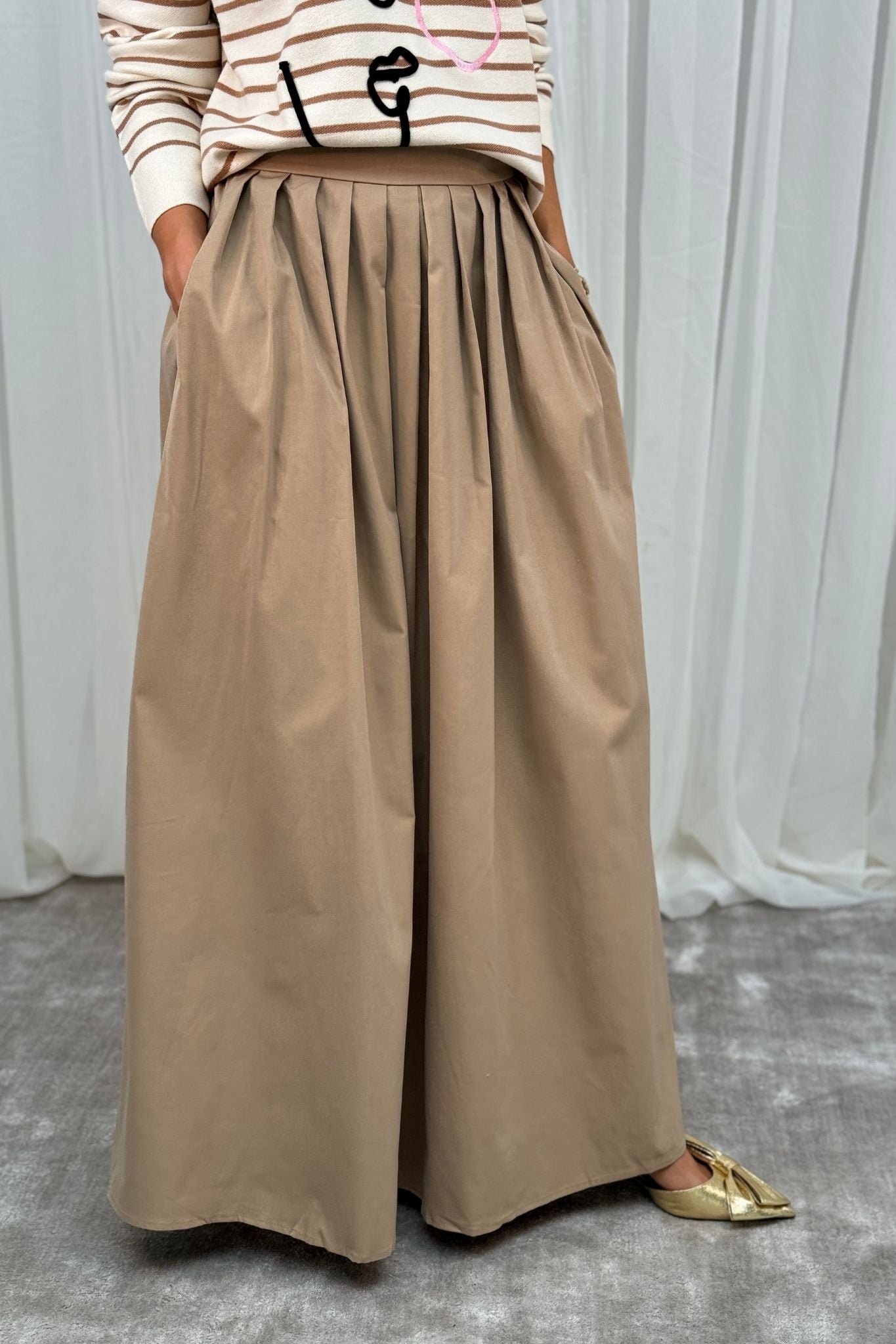 Elsa Puff Maxi Skirt In Camel