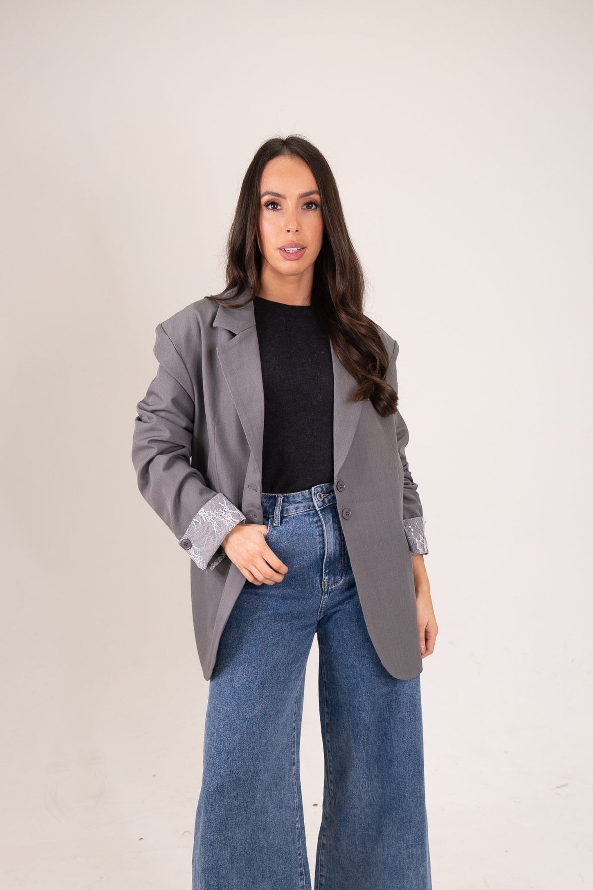 Willow Contrast Cuff Blazer In Light Grey