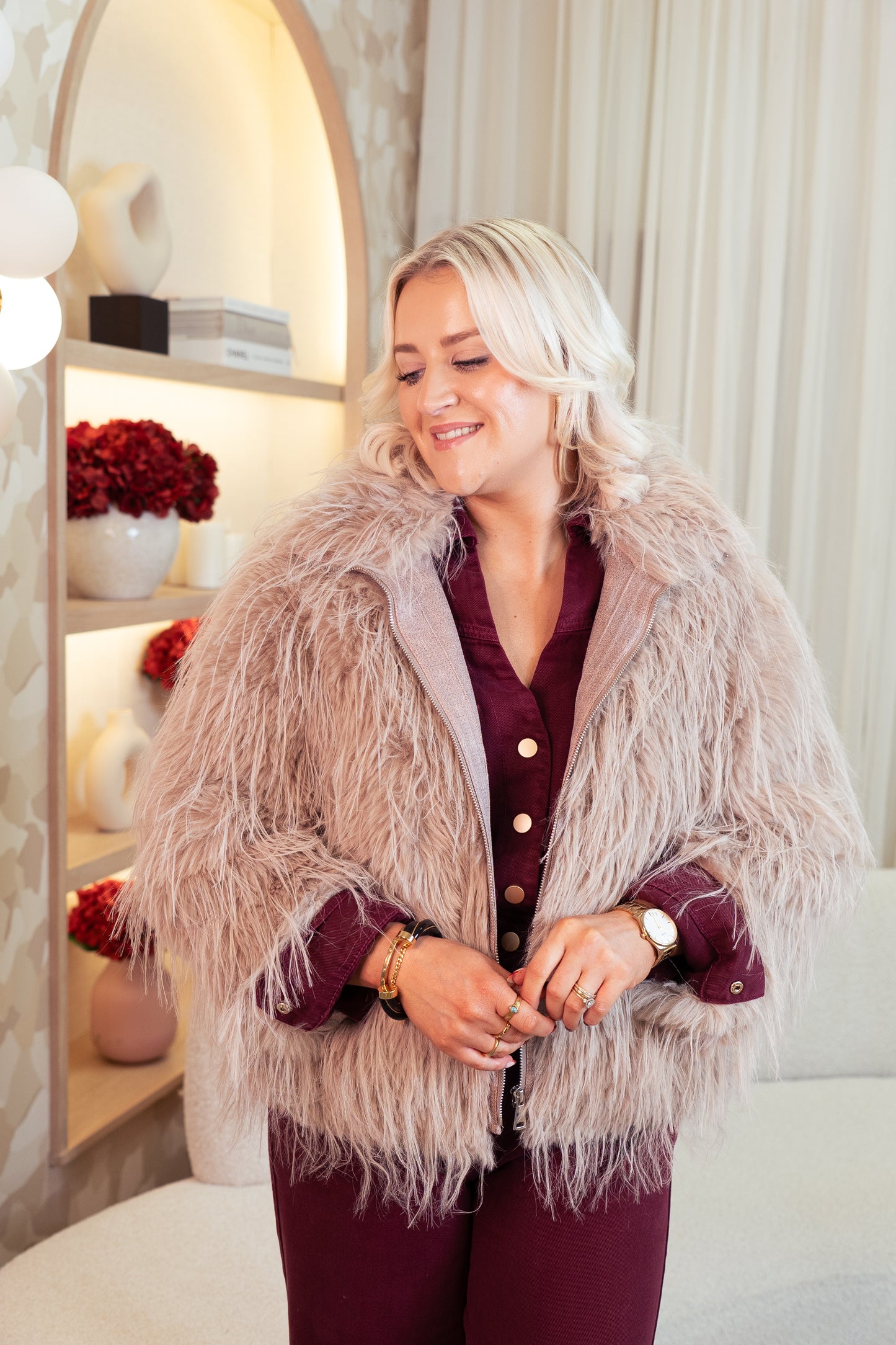 Love Laura Textured Faux Fur Coat In Taupe