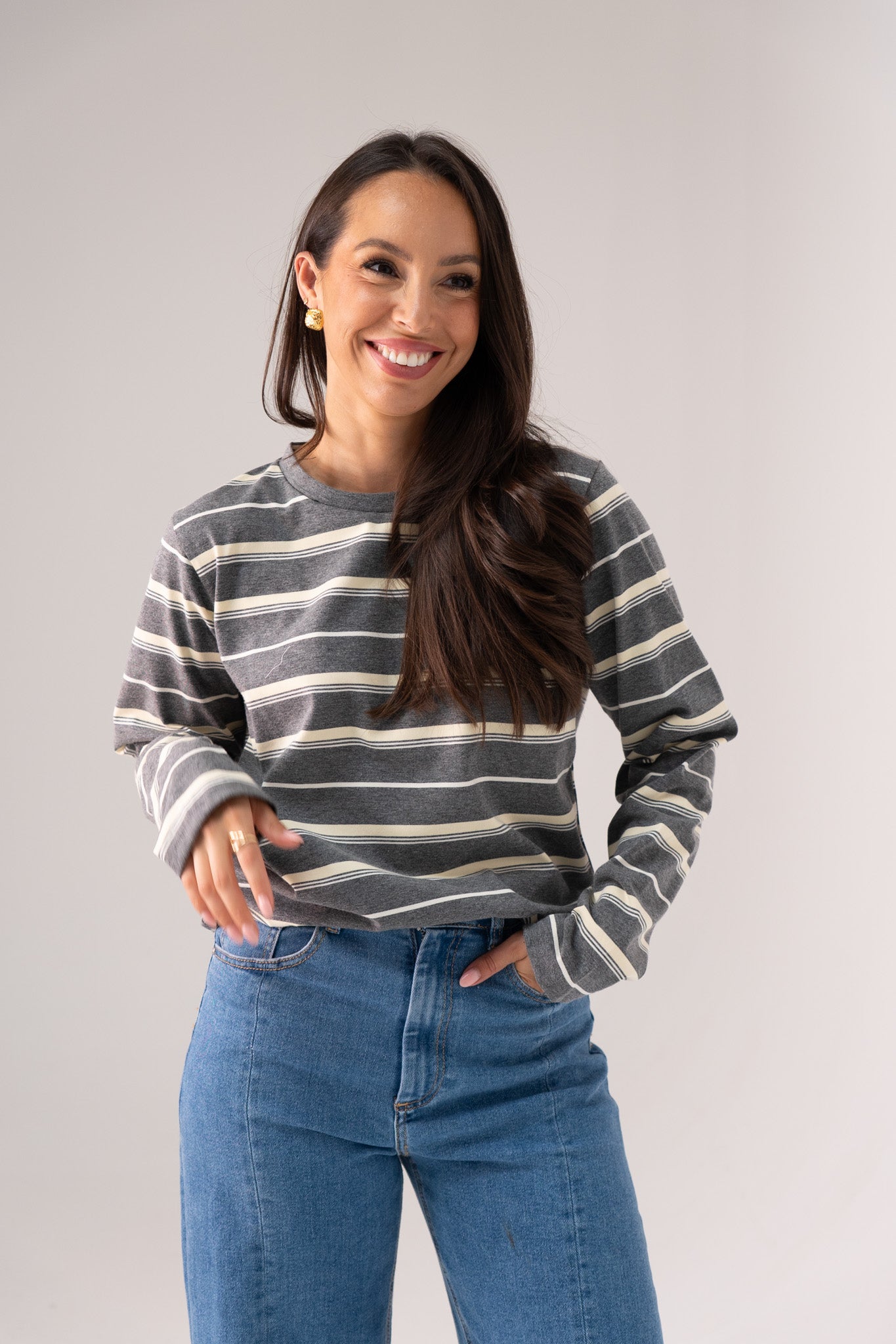 Ally Long Sleeve Stripe Top In Grey