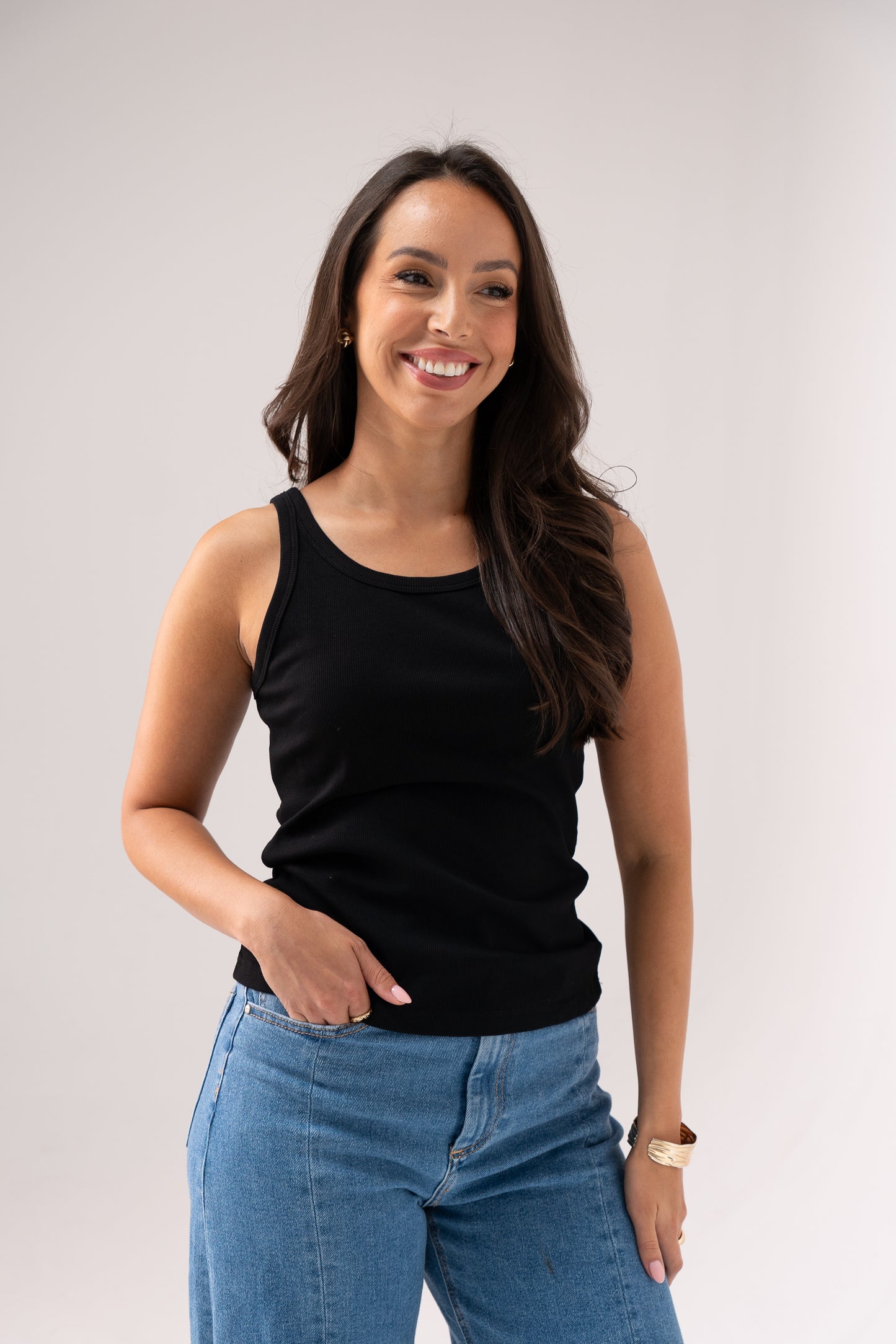 Ally Vest Top In Black