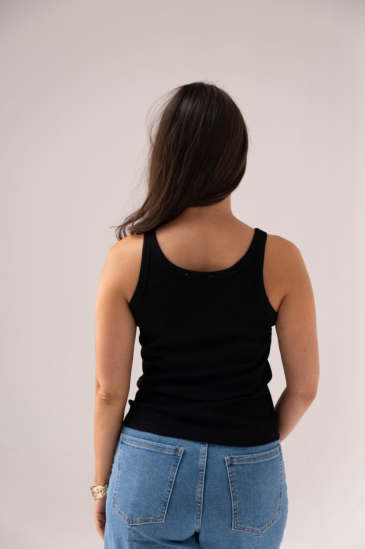 Ally Vest Top In Black