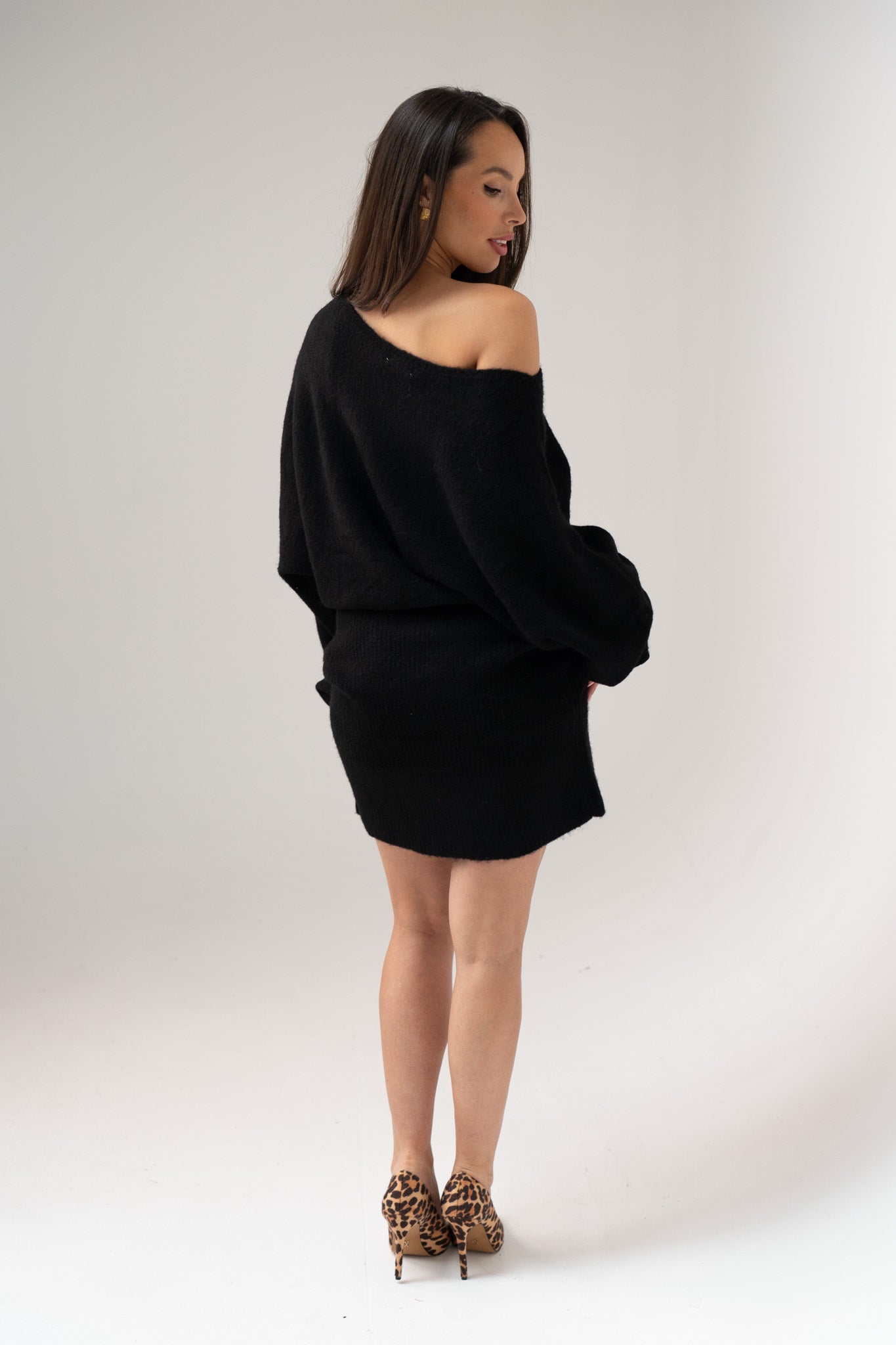 Caitlyn Longline Jumper In Black