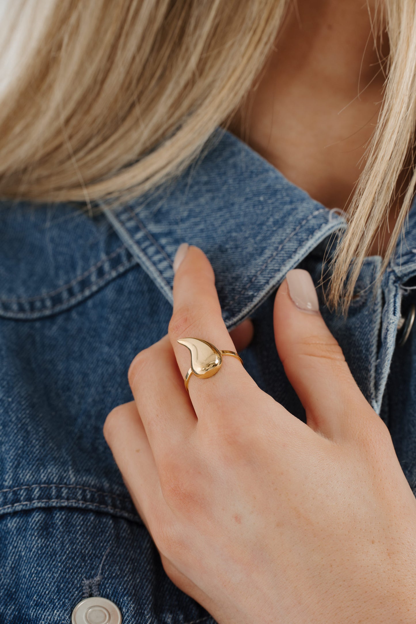 Erin Teardrop Ring In Gold