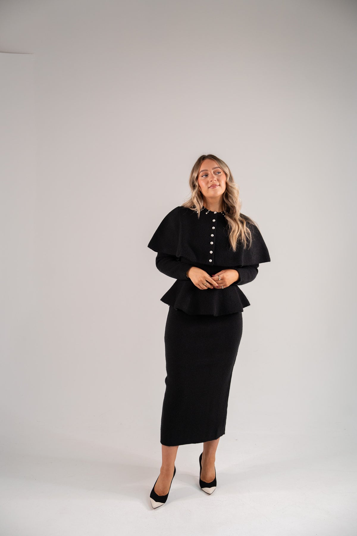 Love Laura Knit Cape With Pearls In Black