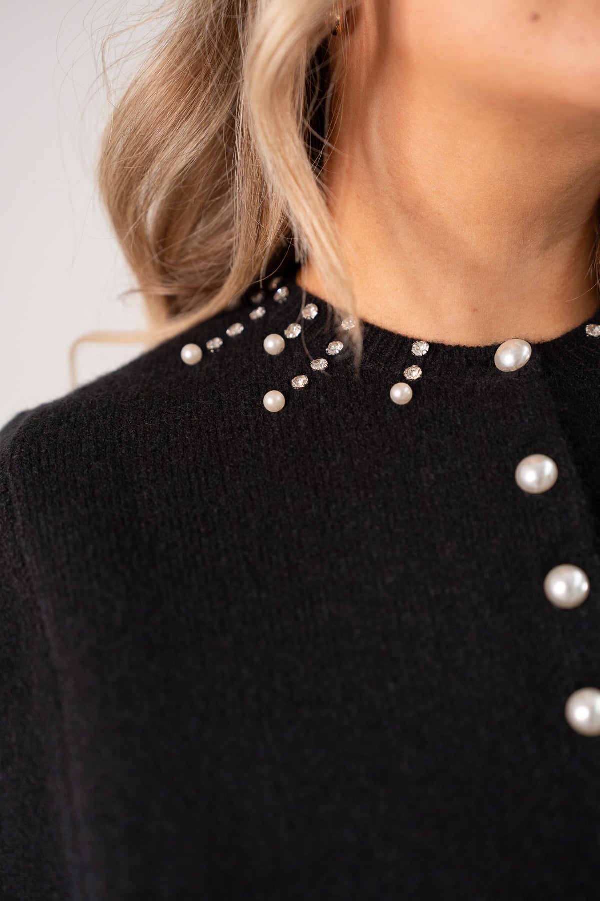 Love Laura Knit Cape With Pearls In Black