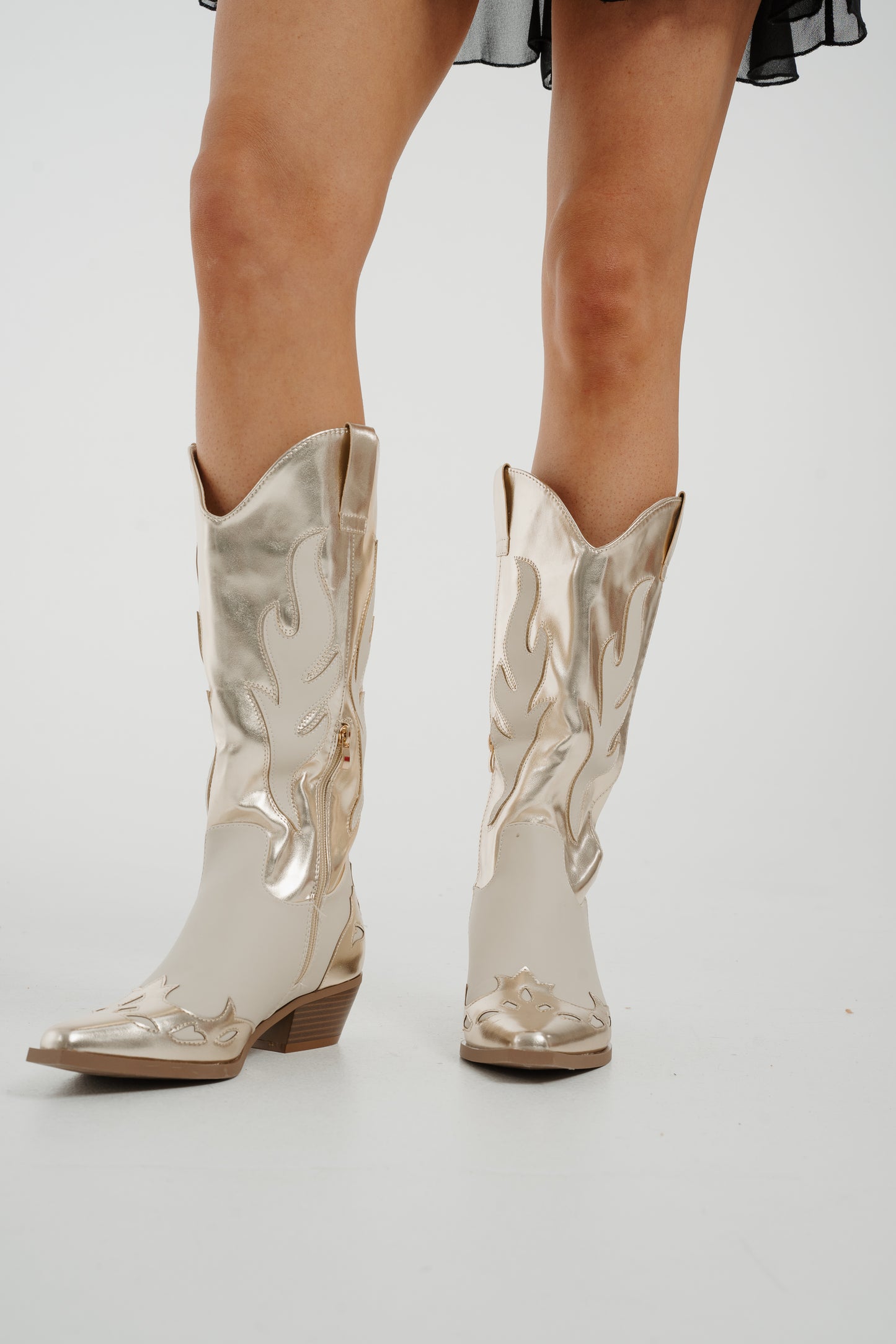 Izzy Metallic Cowboy Boots In Gold