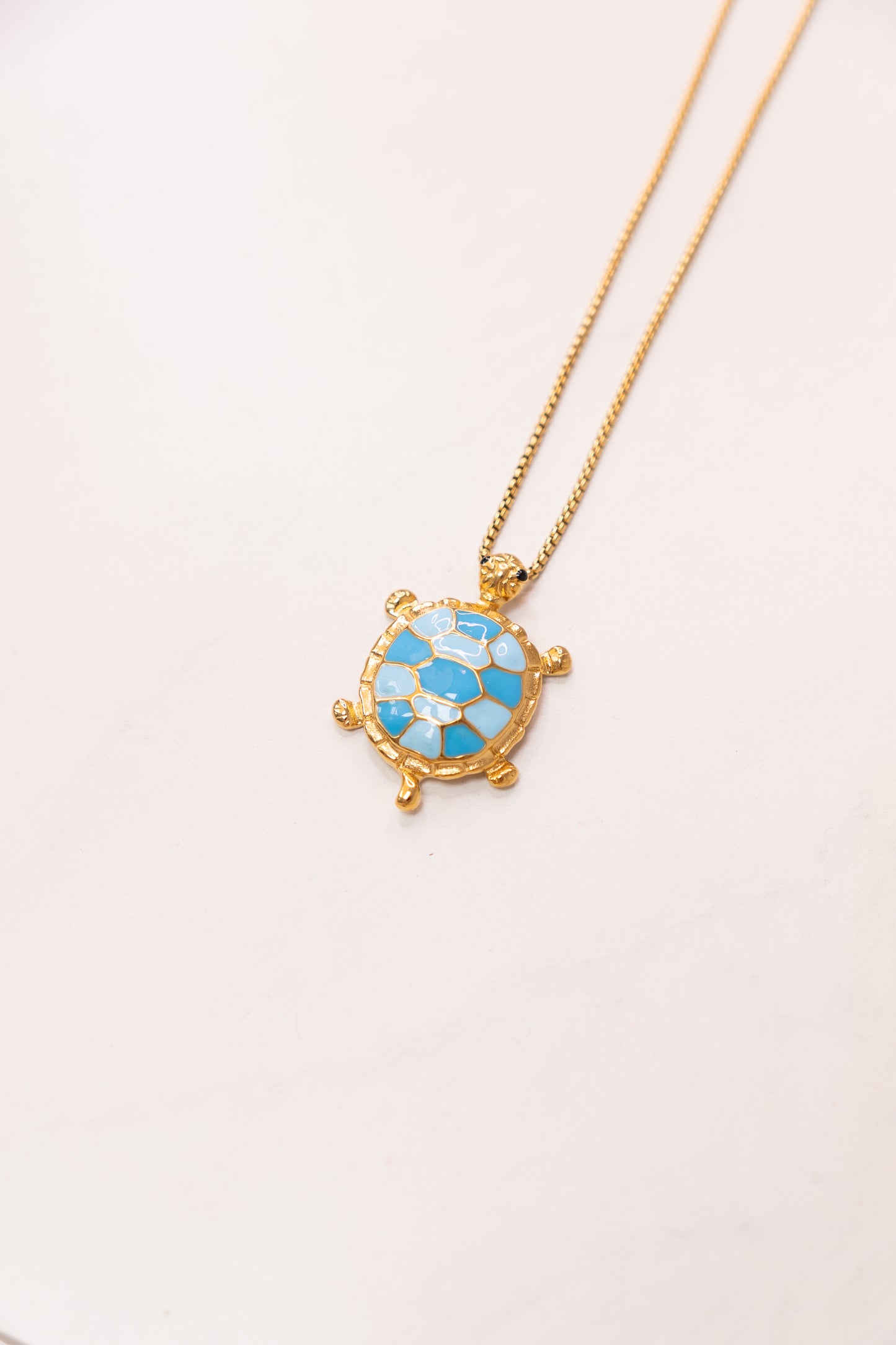 Olive Turtle Pendant Necklace In Turquoise