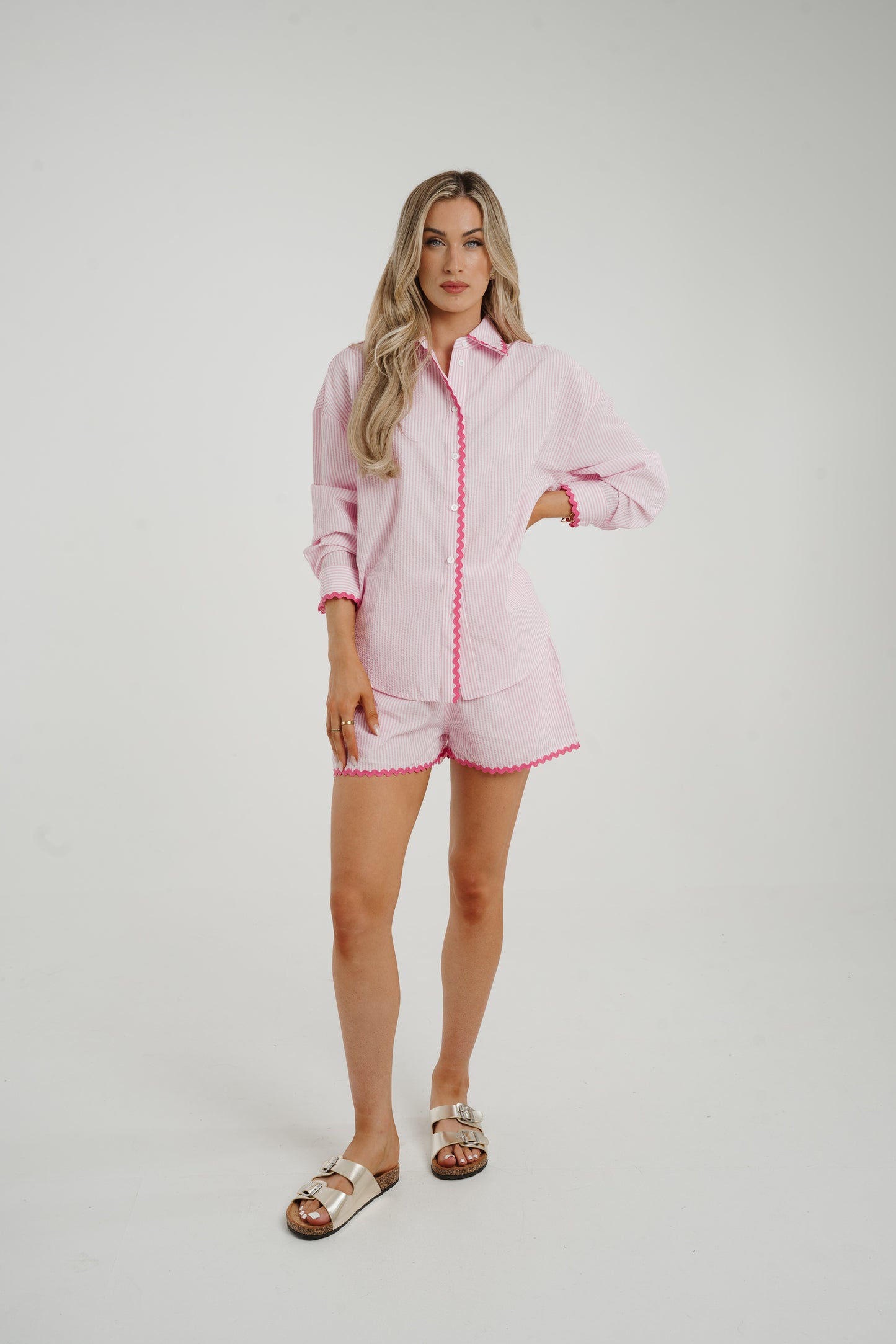 Holly Scallop Trim Shirt In Pink Stripe