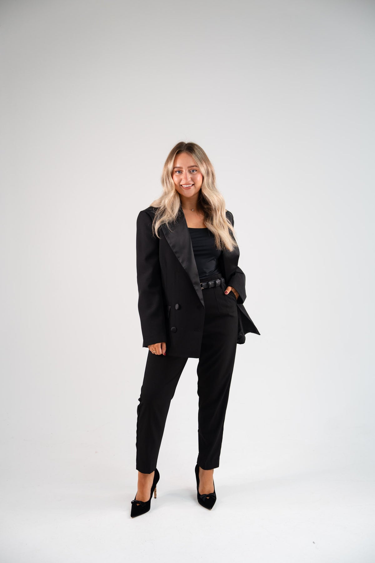 Love Laura Tuxedo Power Blazer In Black