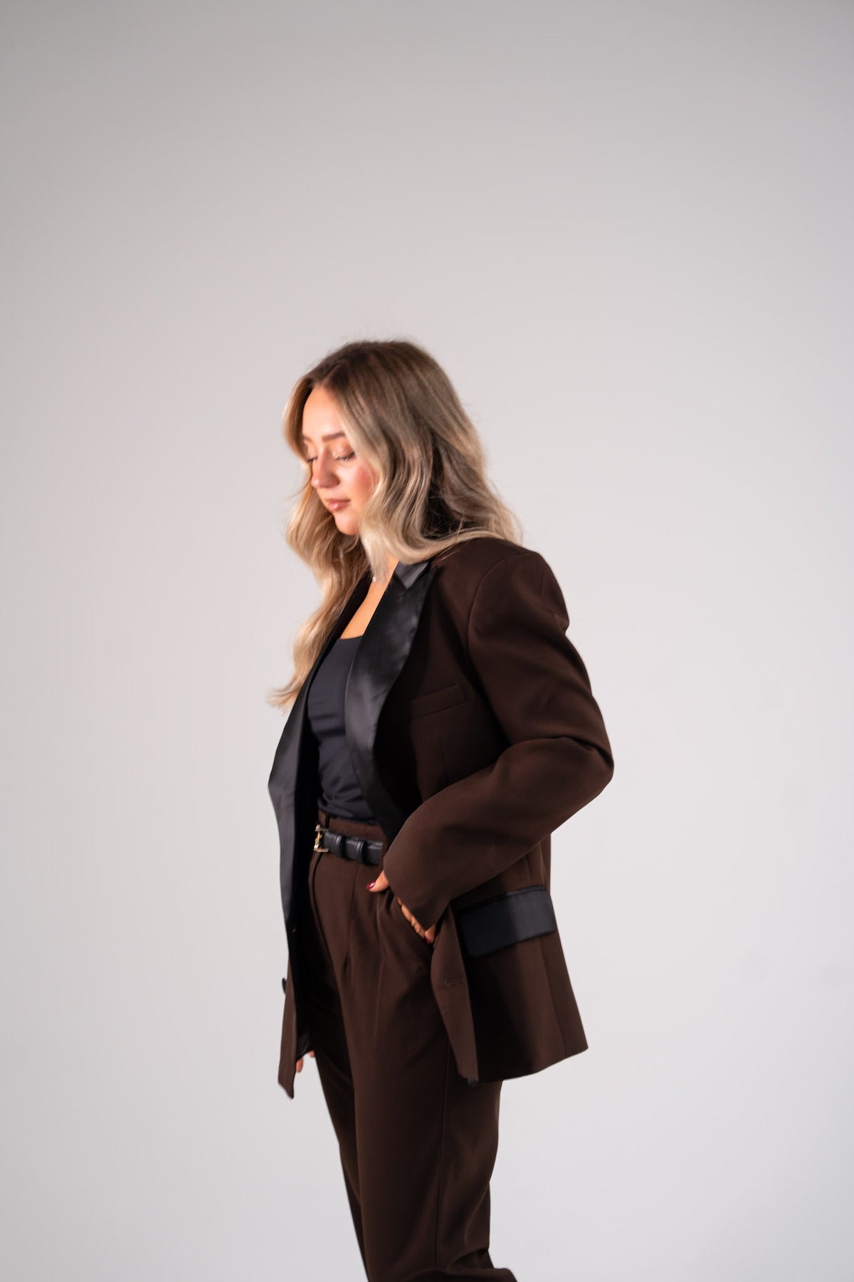 Love Laura Tuxedo Power Blazer In Chocolate