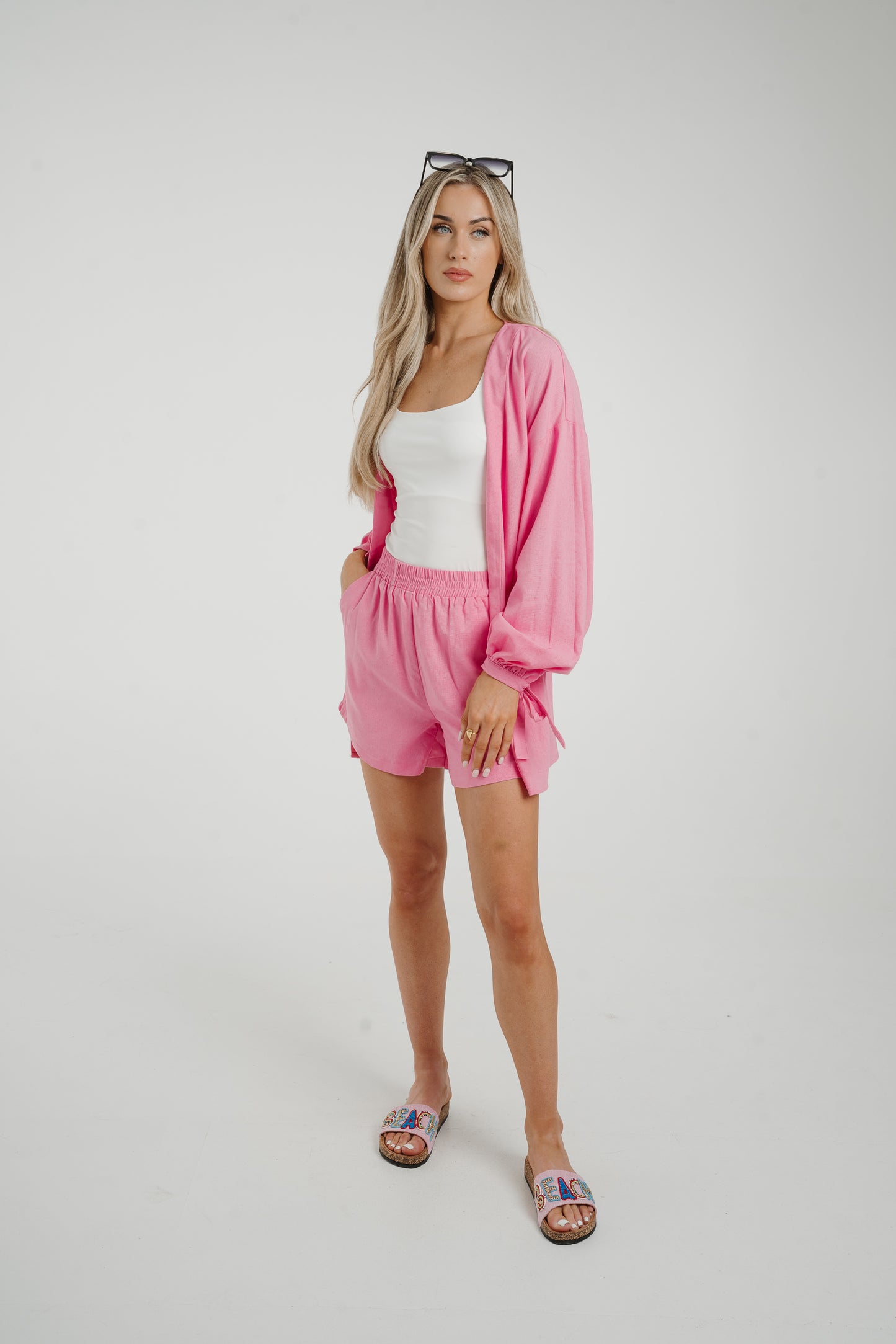 Caitlyn Linen Mix Shorts In Pink