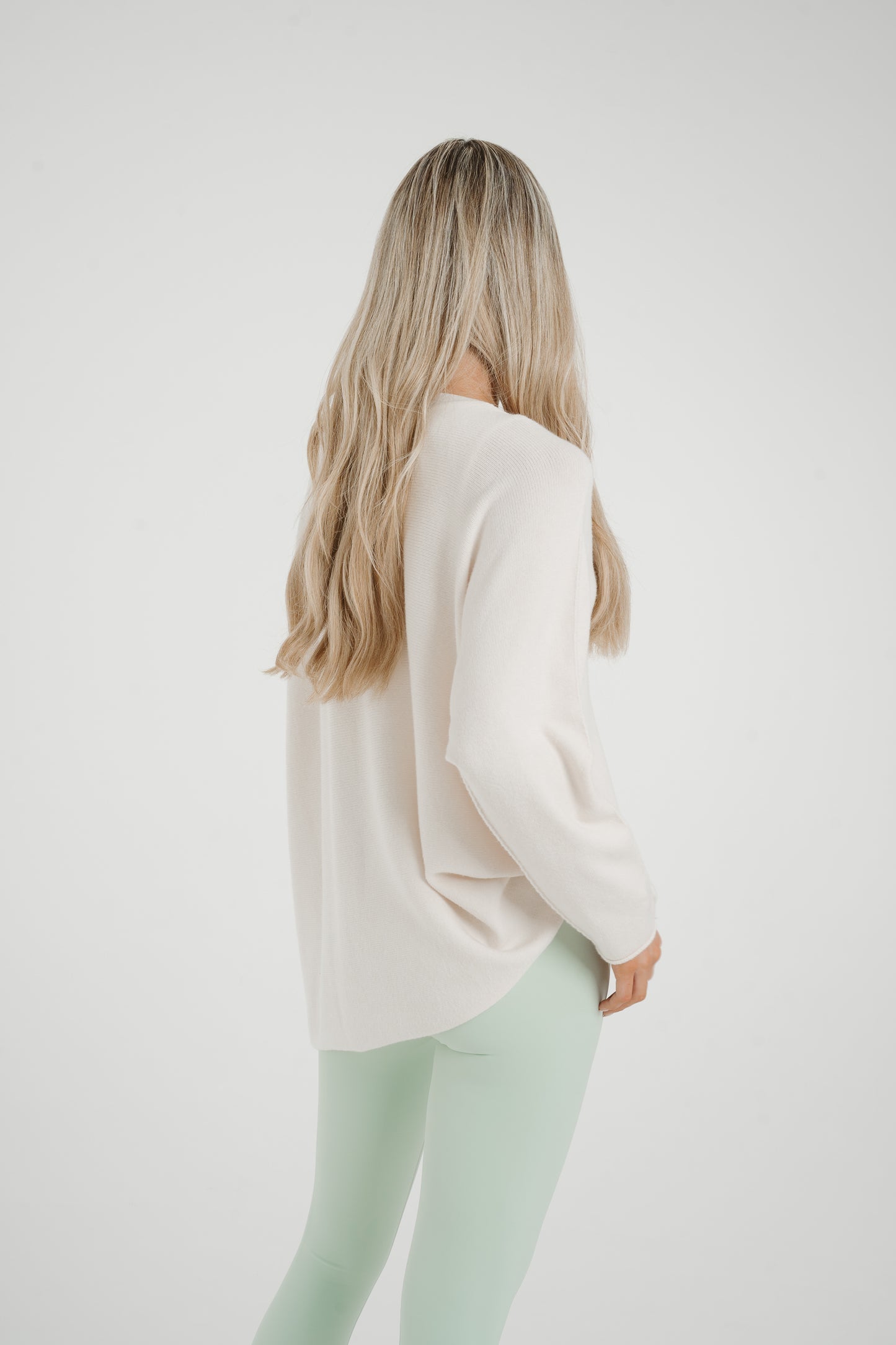 Amber V-Neck Jumper In White