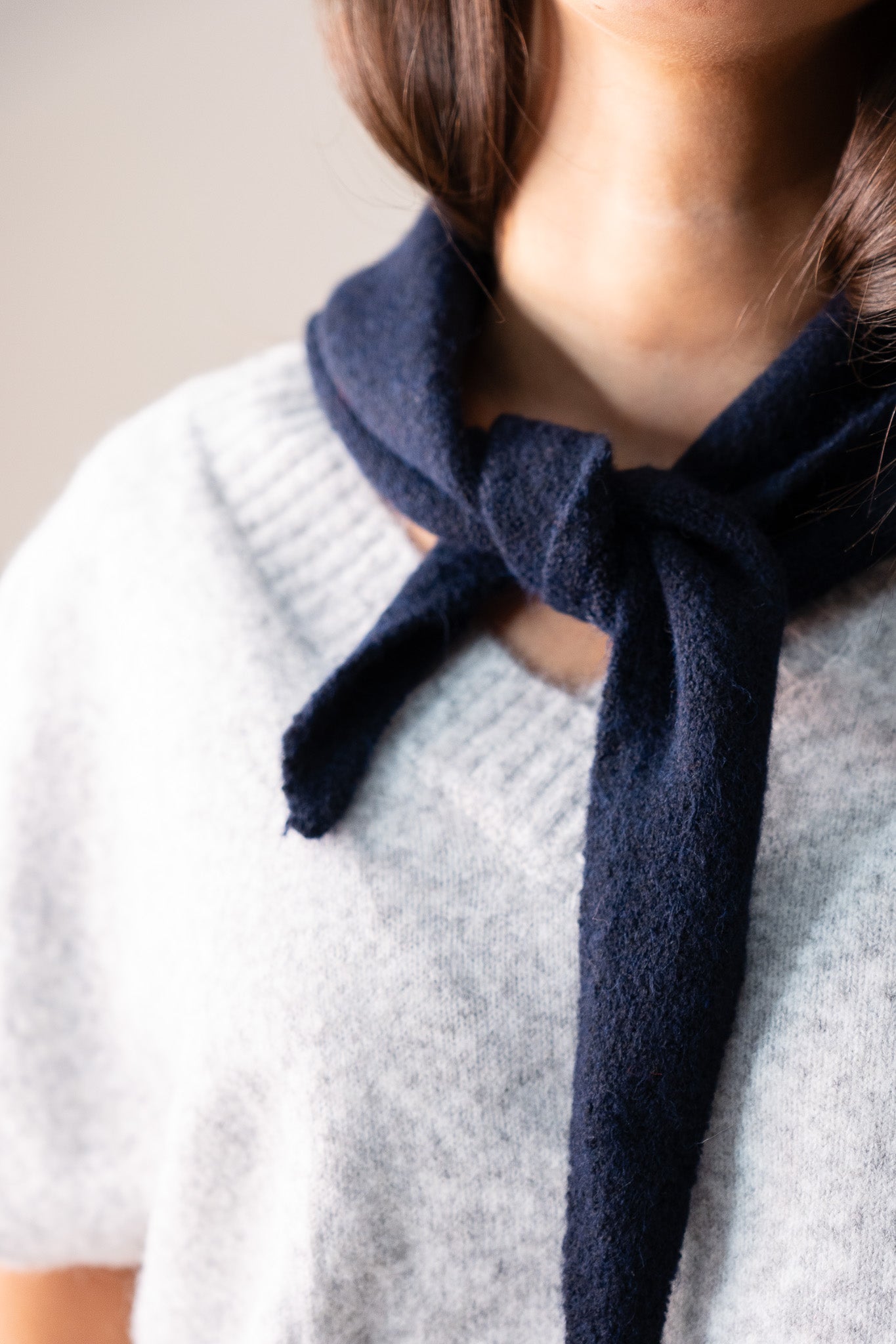 Kendra Knit Neck Scarf In Navy