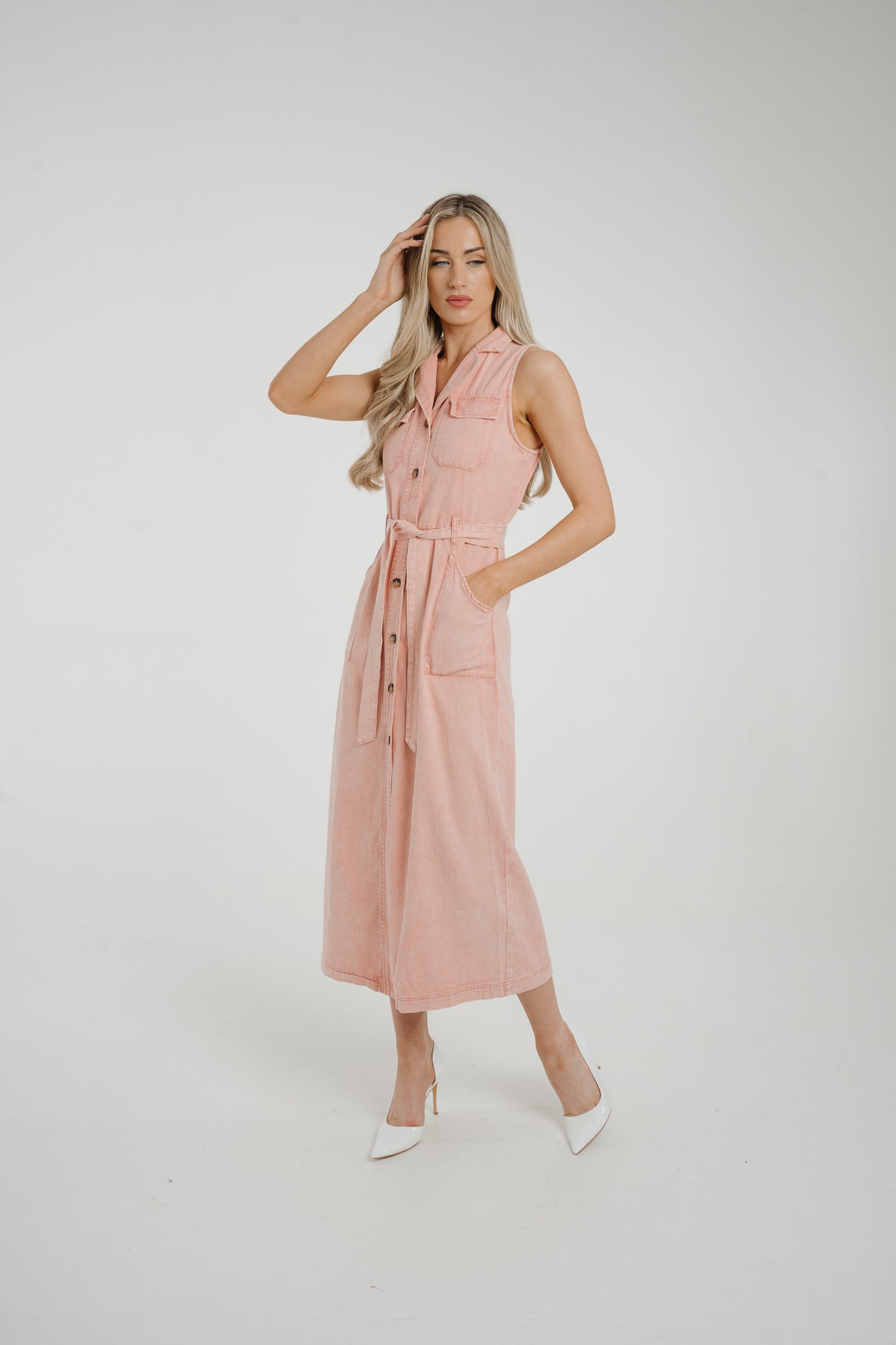Cora Sleeveless Denim Dress In Pink