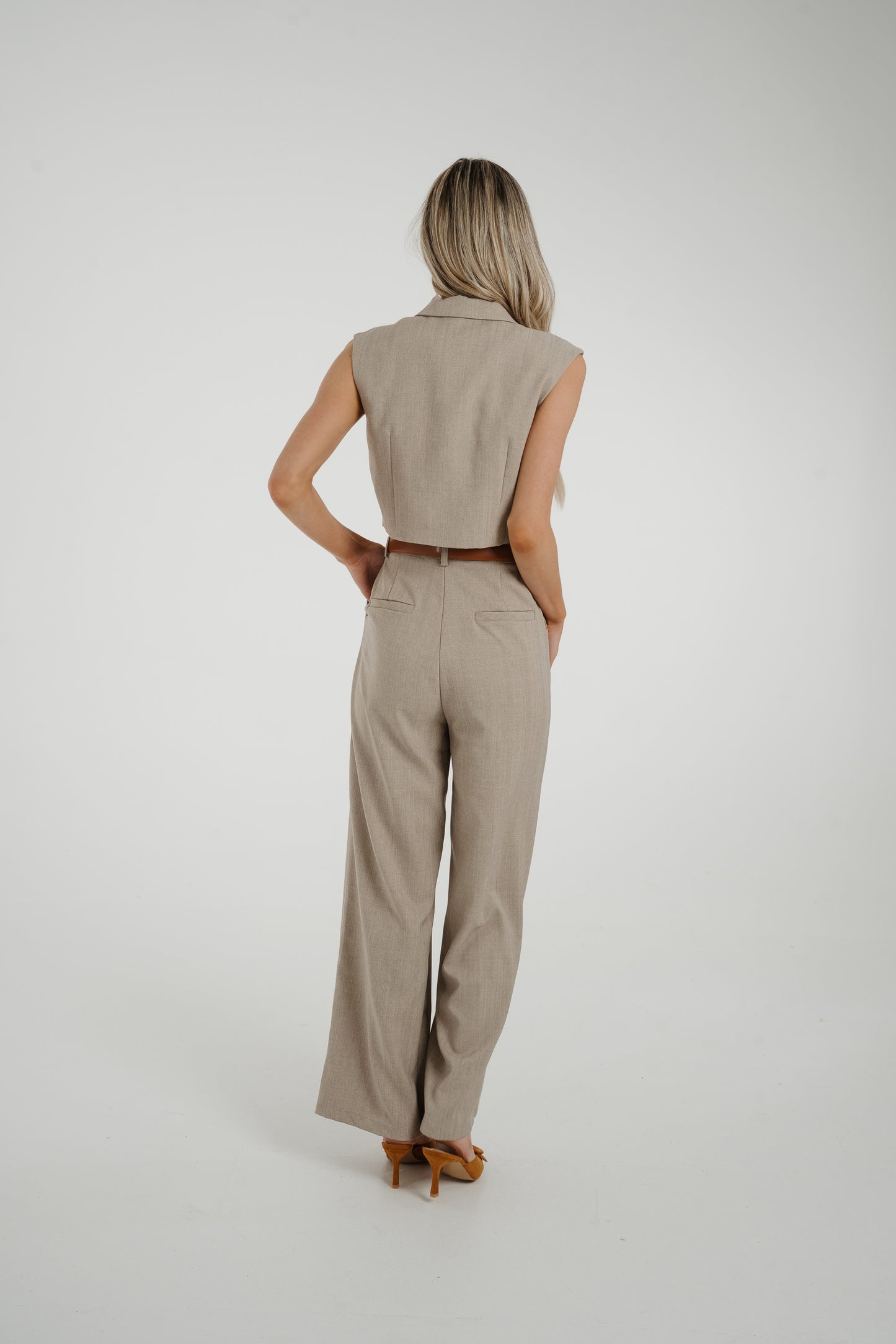Maria Cropped Waistcoat In Taupe