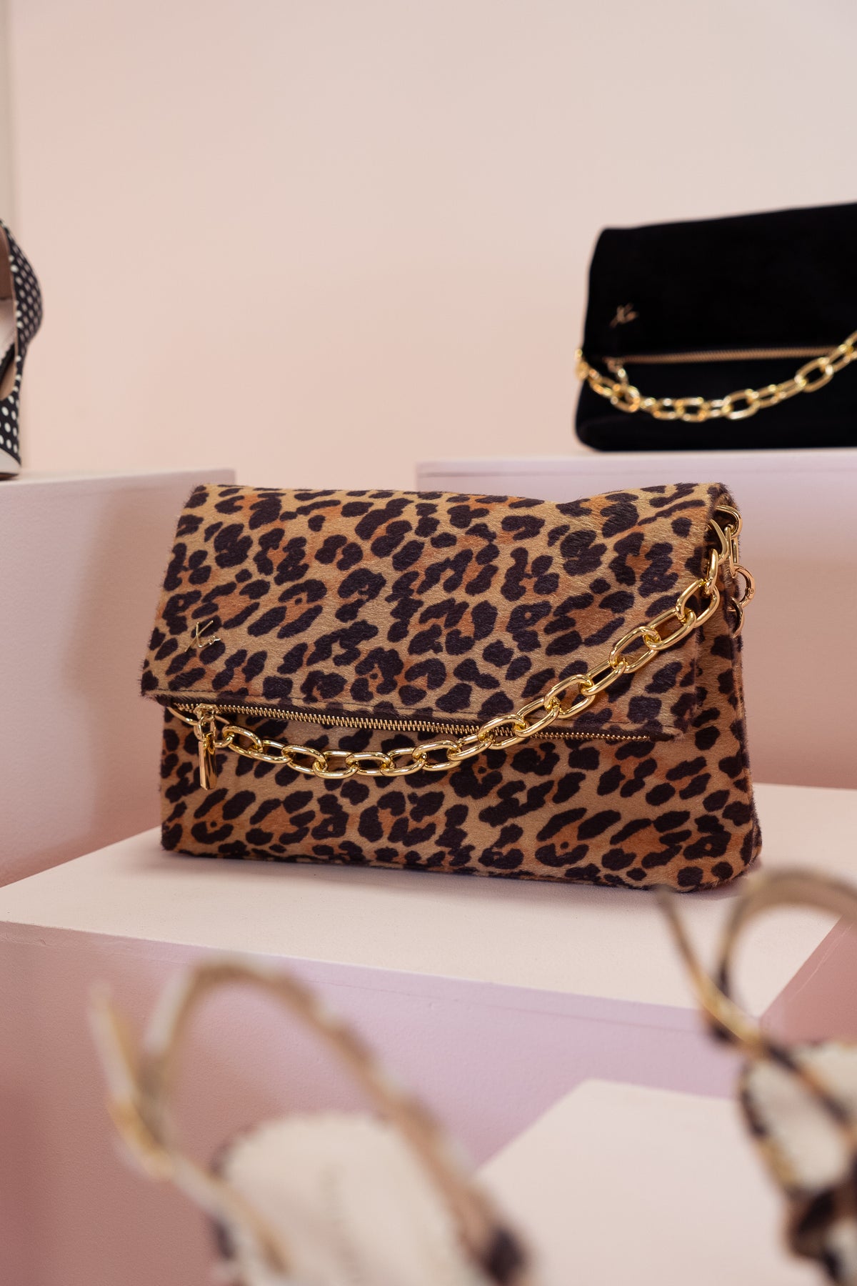 Love Laura Chain Detail Bag In Leopard Print