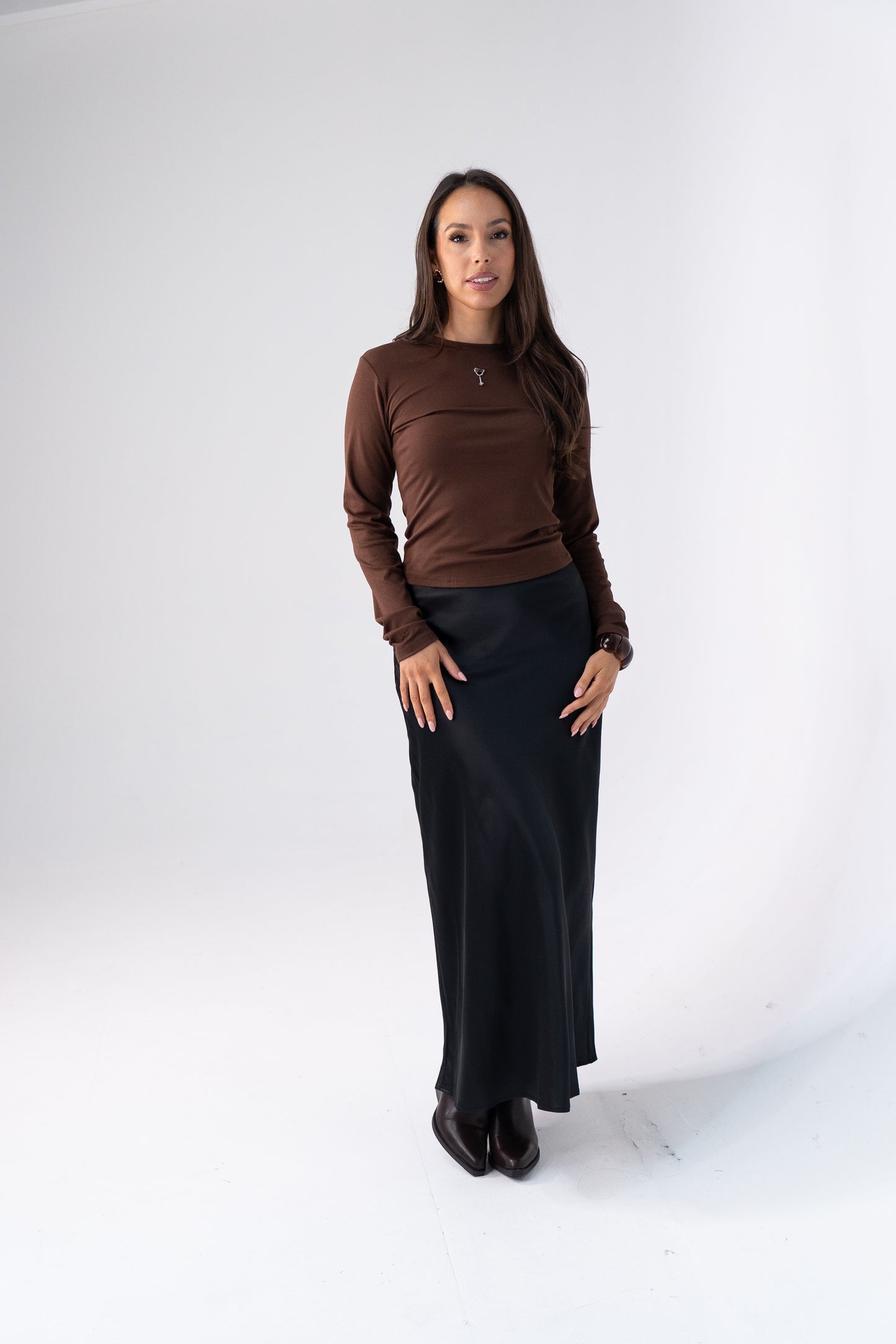 Love Laura Slip Skirt In Black