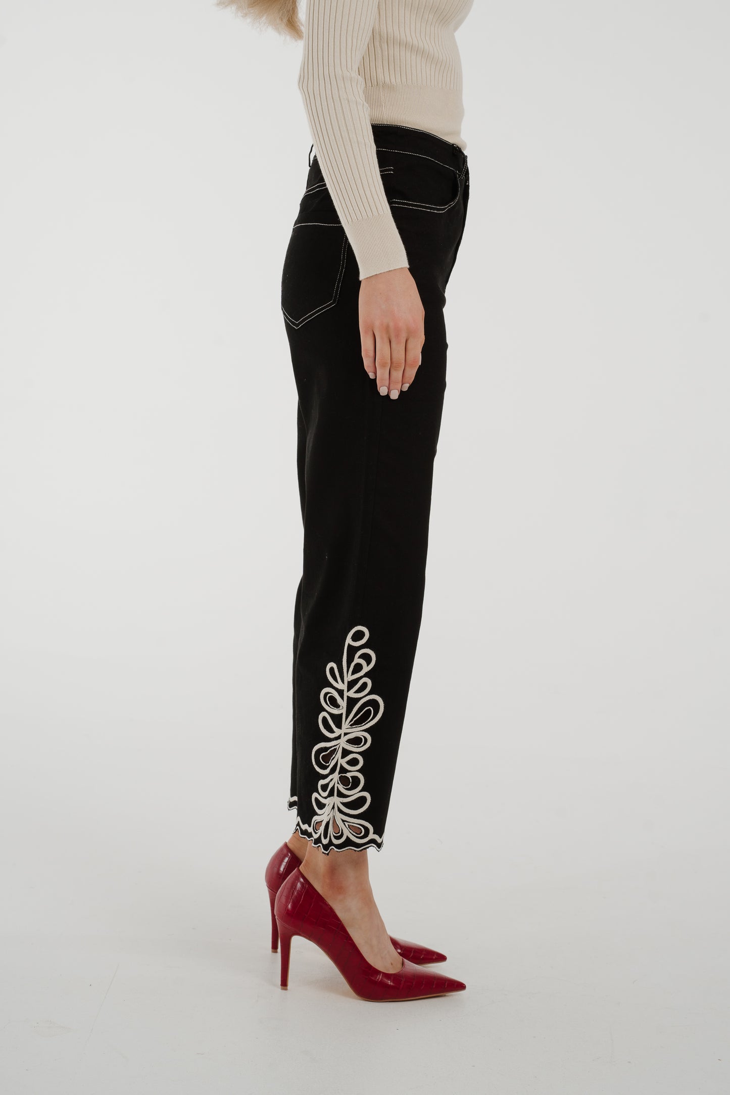 Elsa Embroidered Hem Trousers In Black