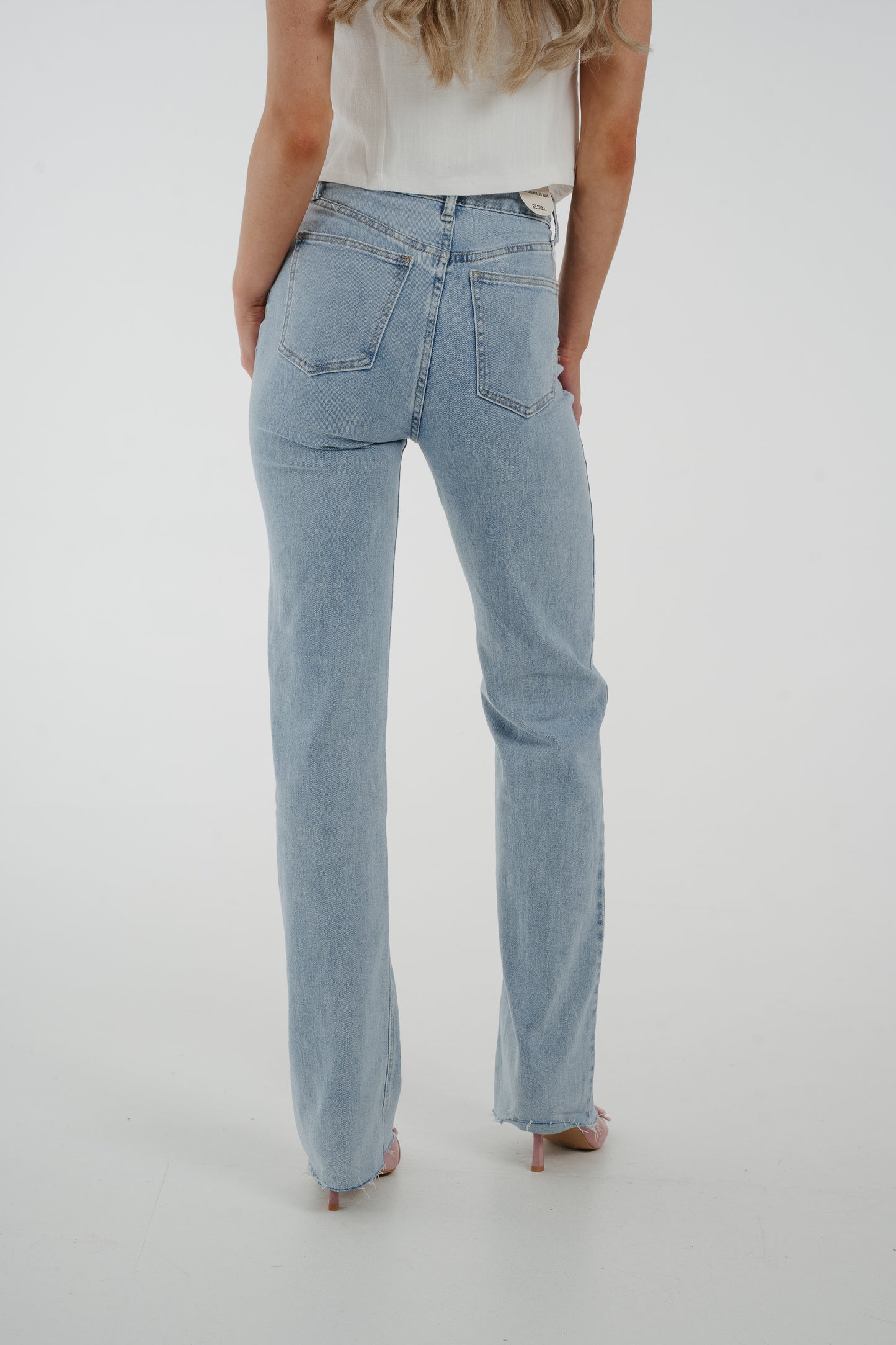 Lynne Long Length Jeans In Light Wash