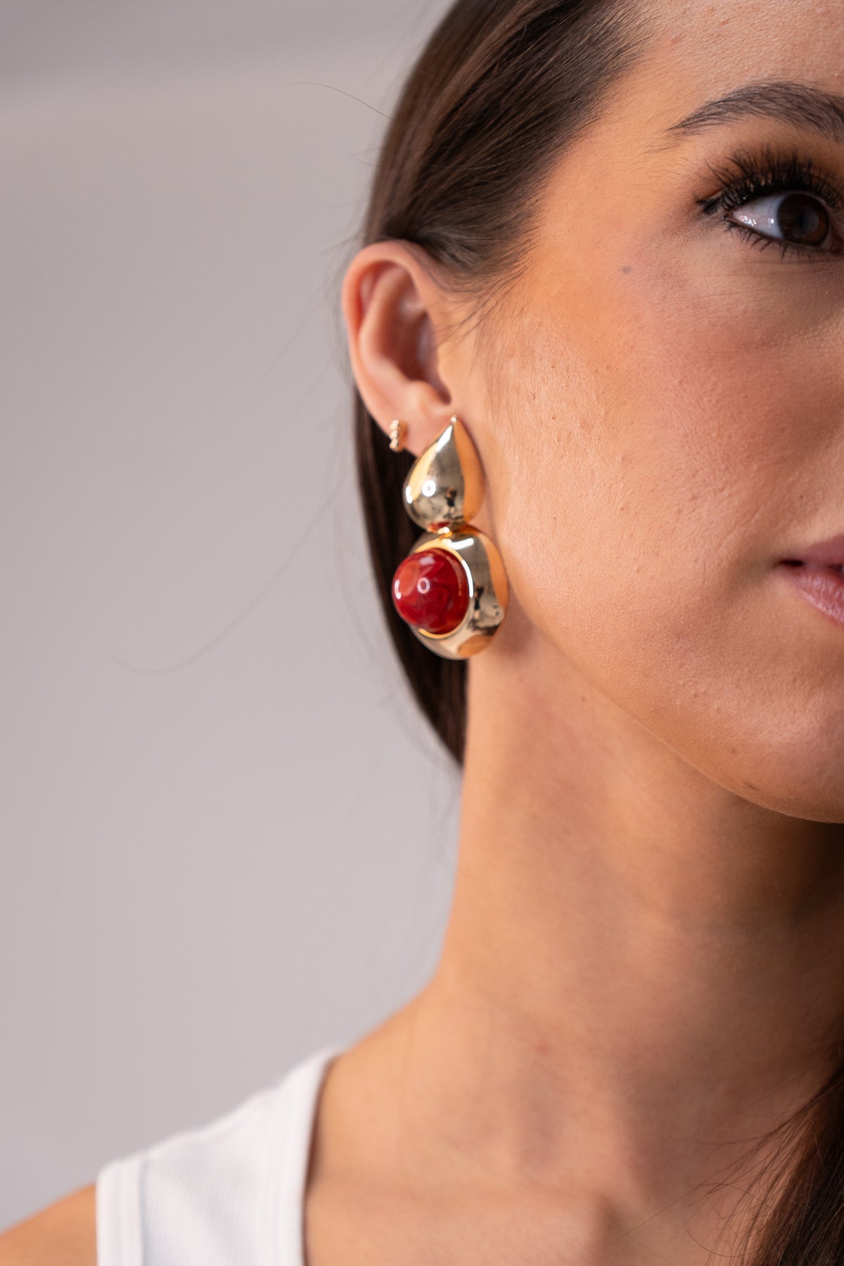 Polly Round Stone Drop Earrings In Red
