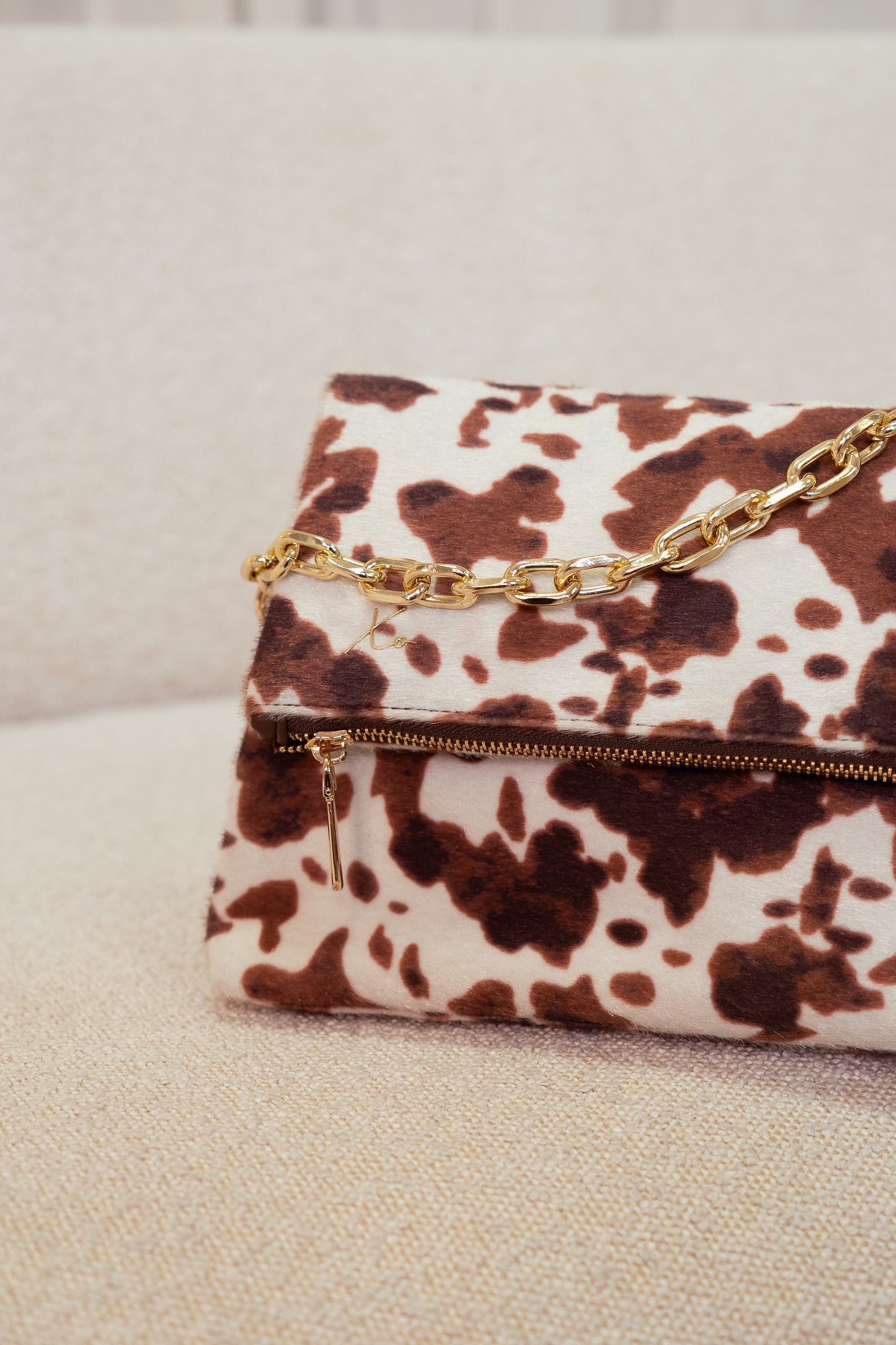 Love Laura Chain Detail Bag In Cow Print