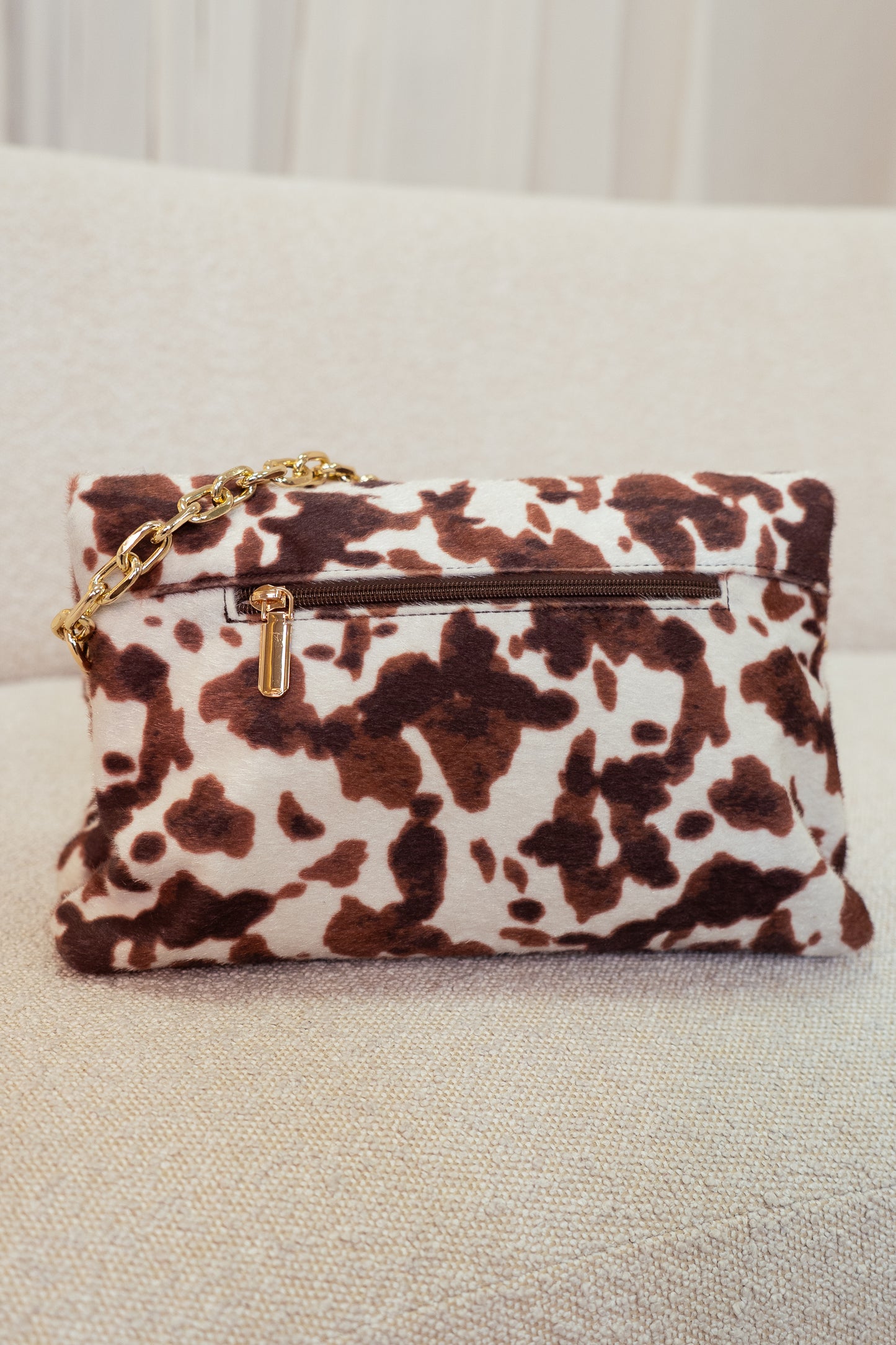 Love Laura Chain Detail Bag In Cow Print