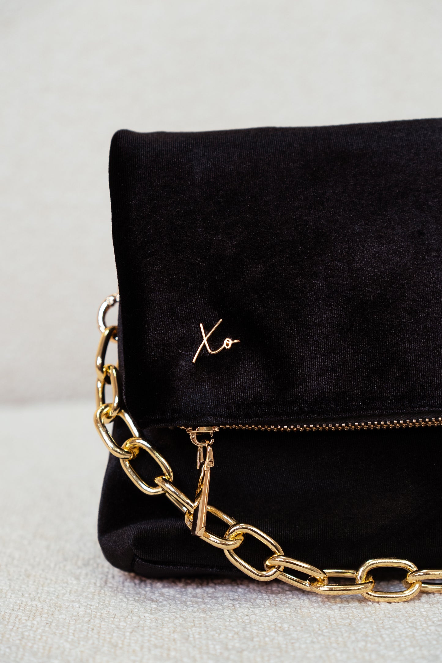 Love Laura Chain Detail Bag In Black