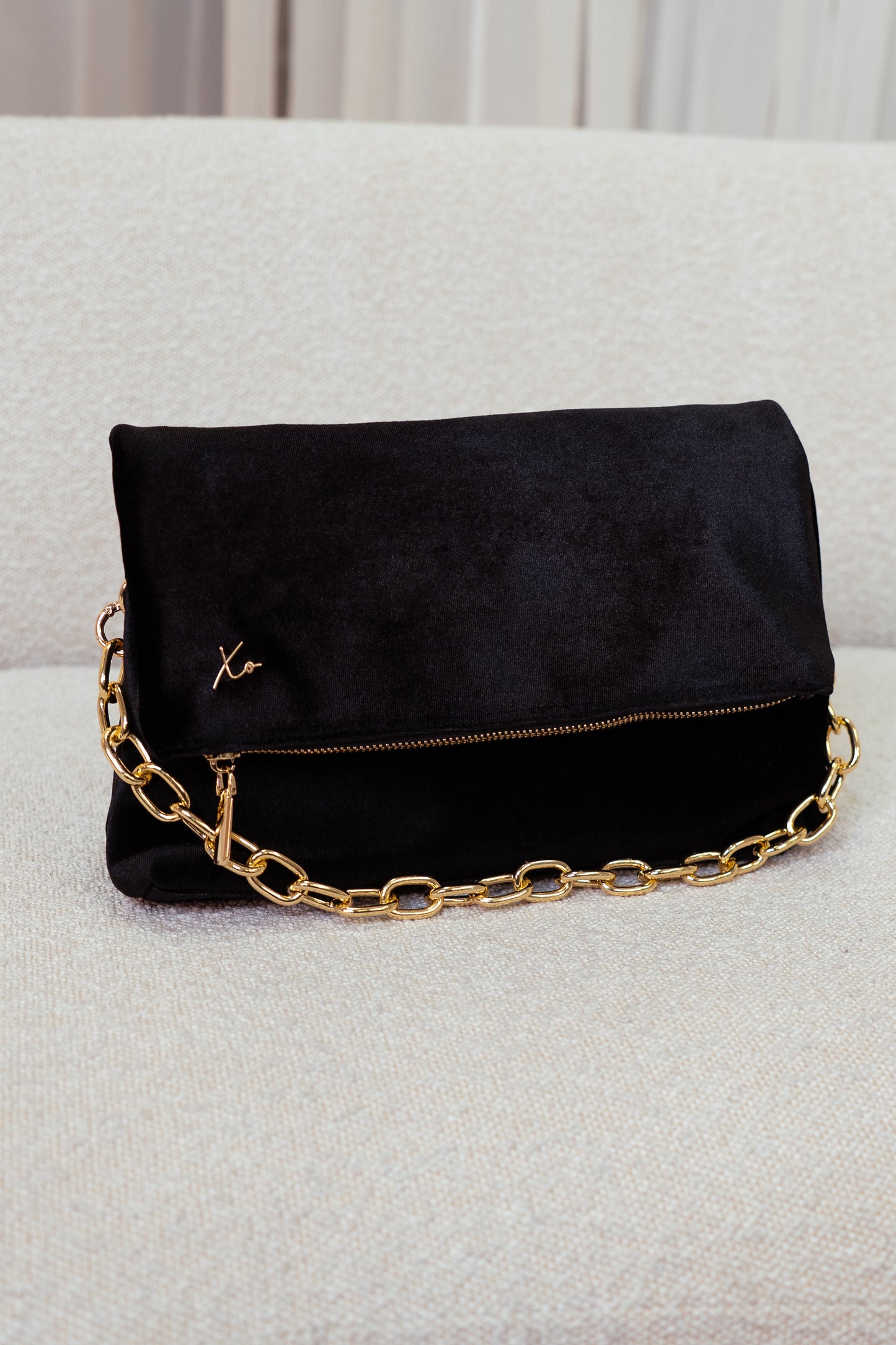 Love Laura Chain Detail Bag In Black