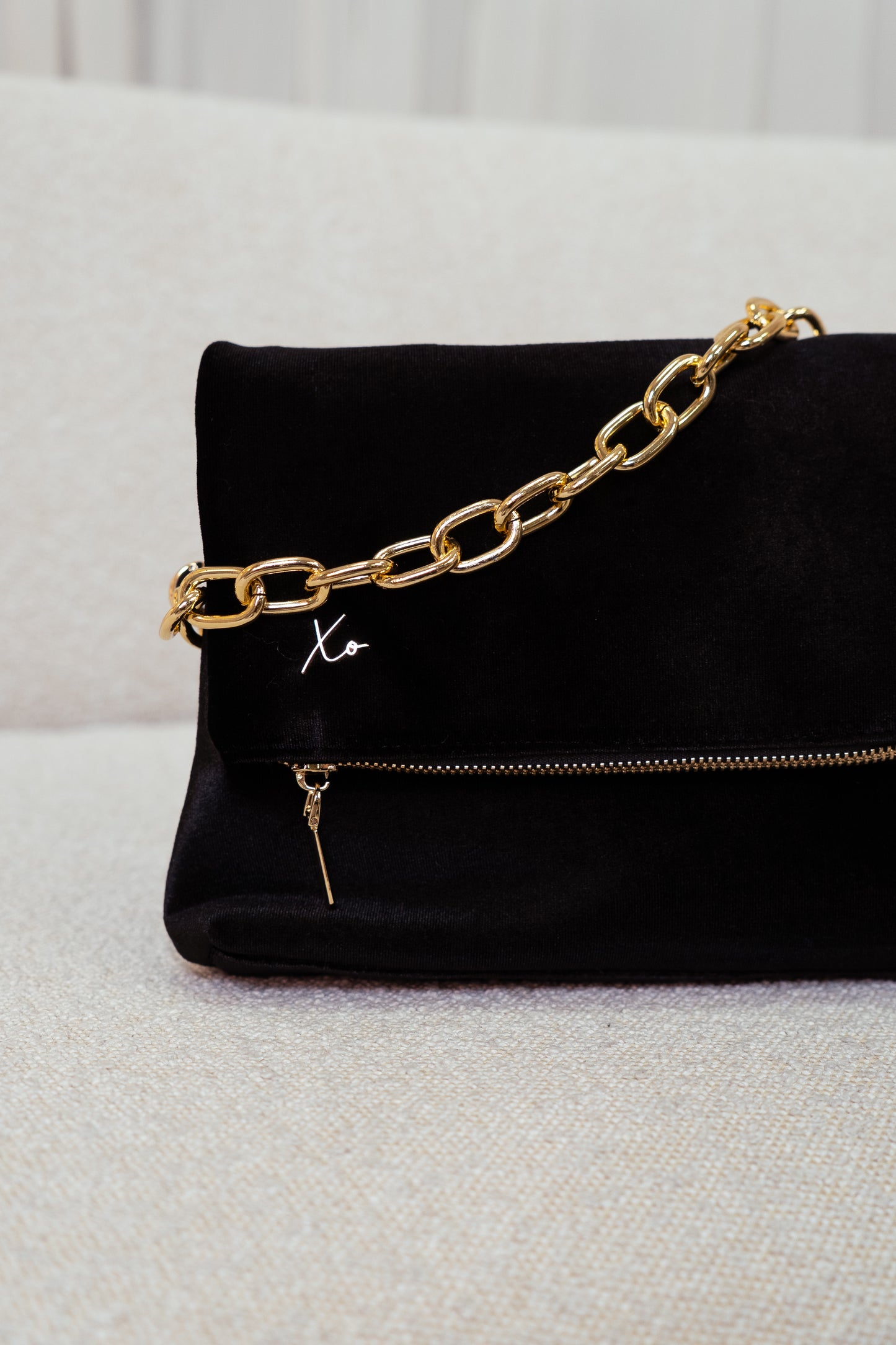 Love Laura Chain Detail Bag In Black