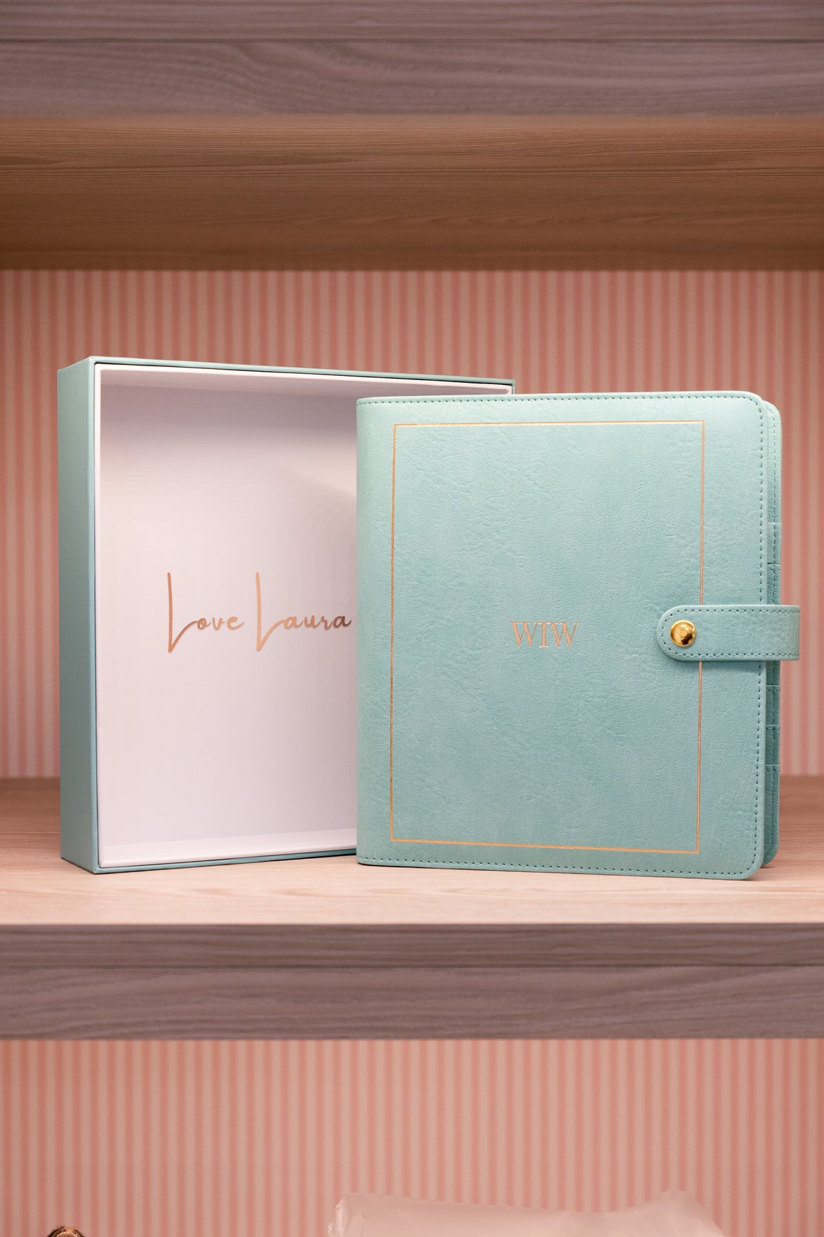 Love Laura Luxury Planner 2026