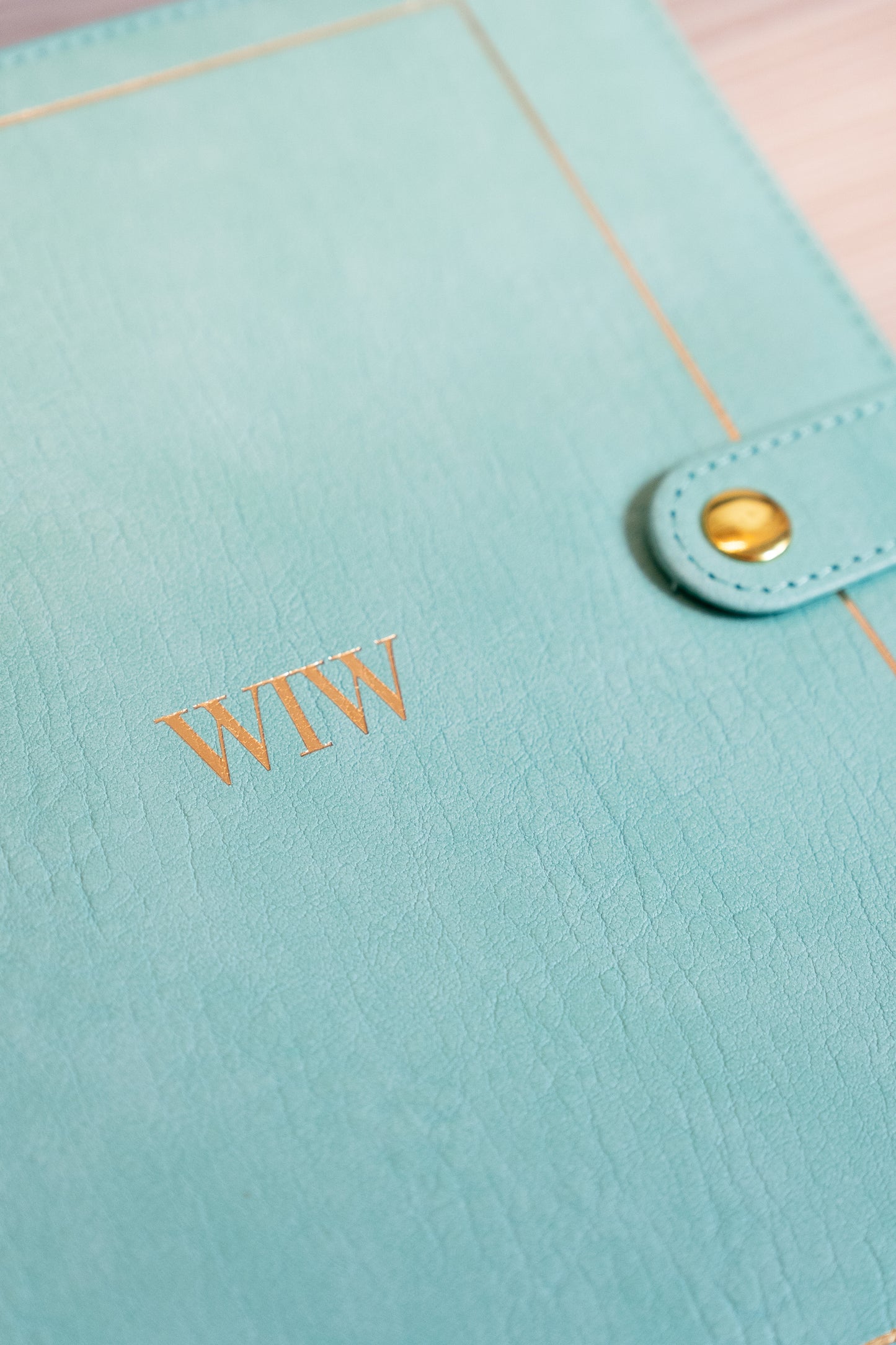 Love Laura Luxury Planner 2026