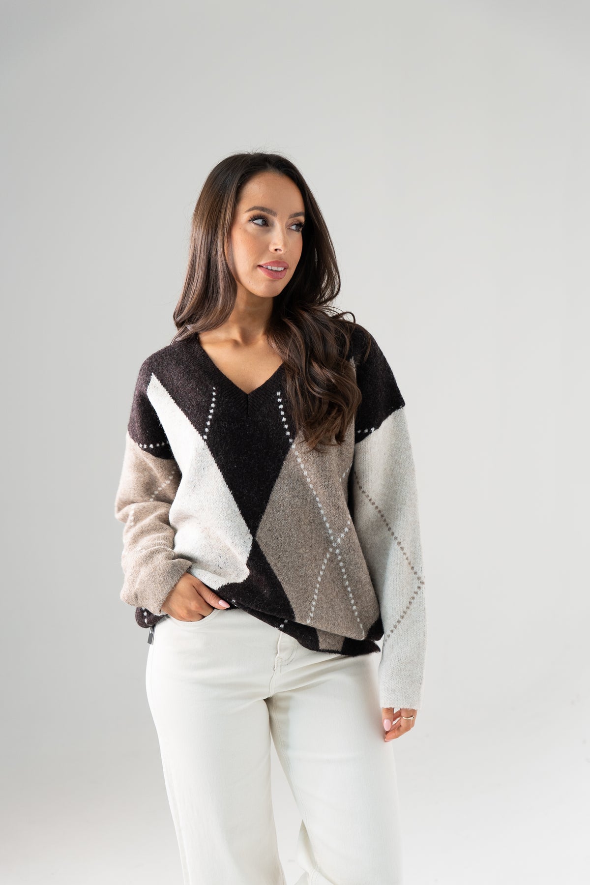 Ella Diamond Knit Jumper In Brown Mix