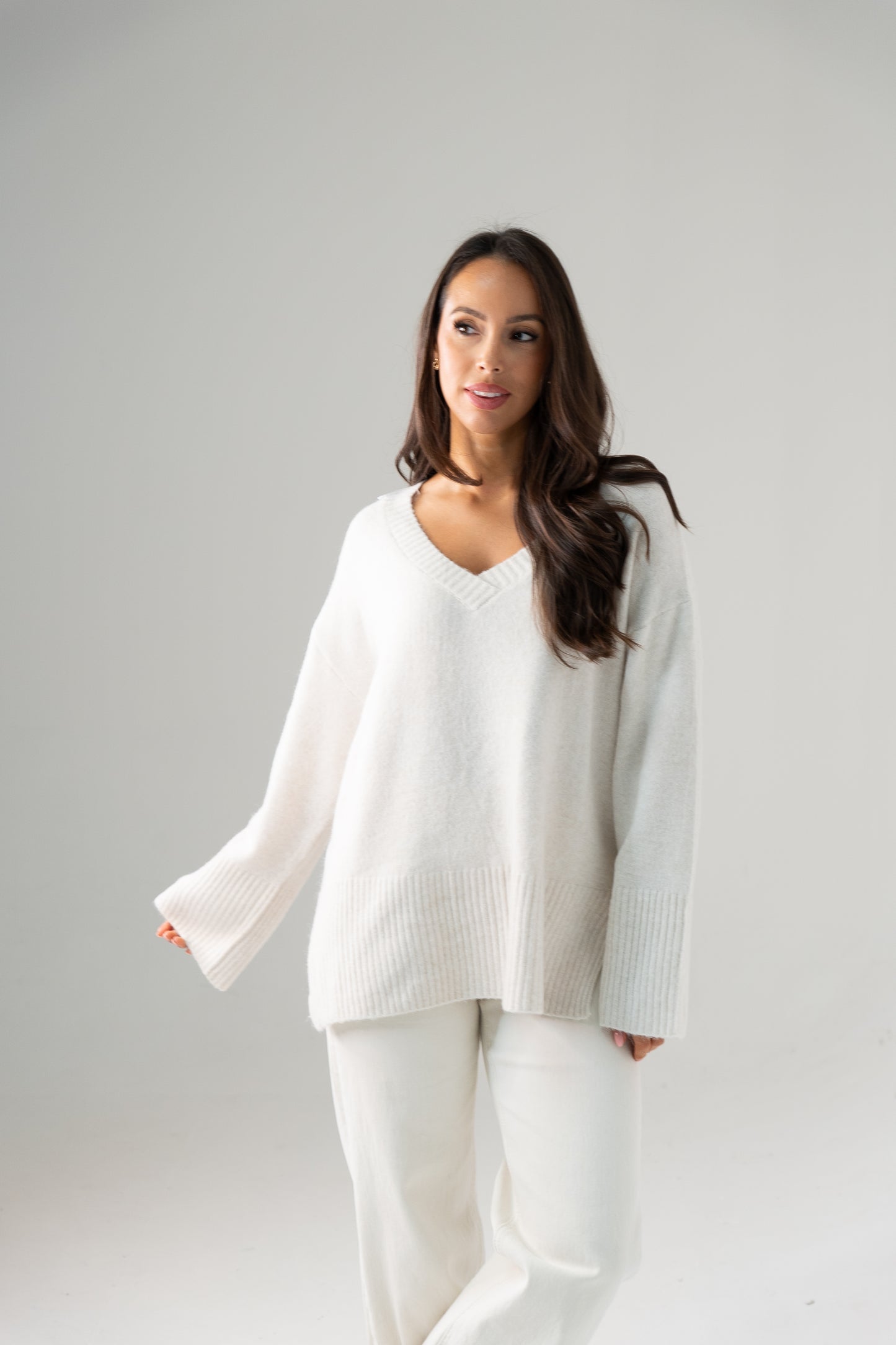 Ella V-Neck Jumper In Cream