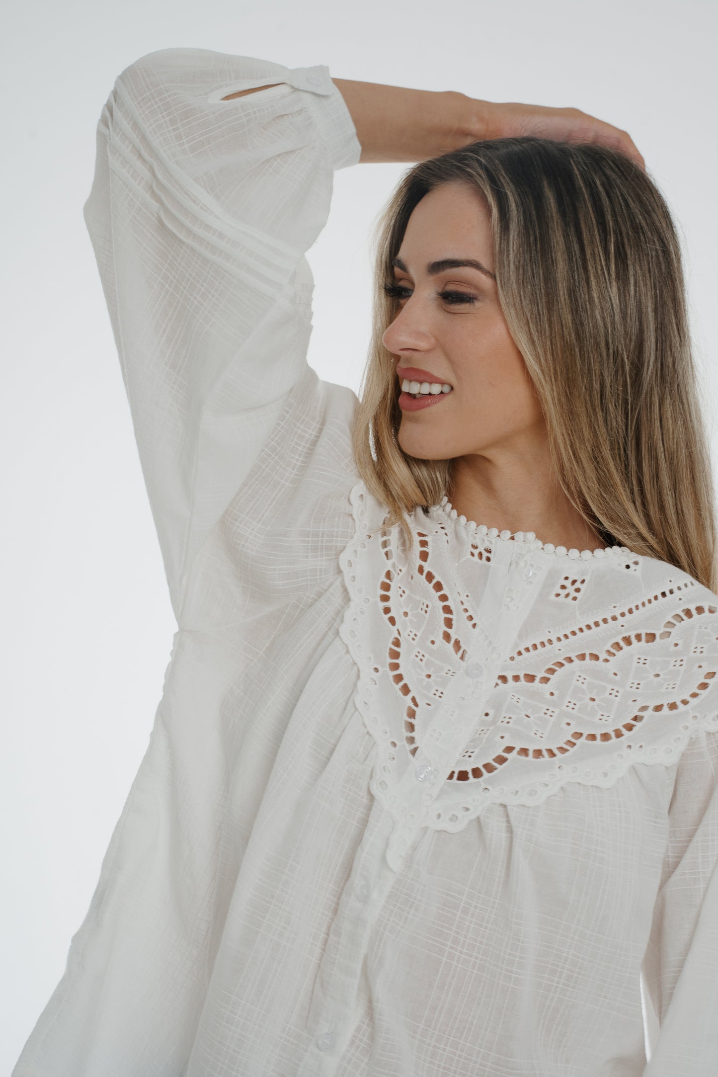 Elsa Lace Detail Blouse In White