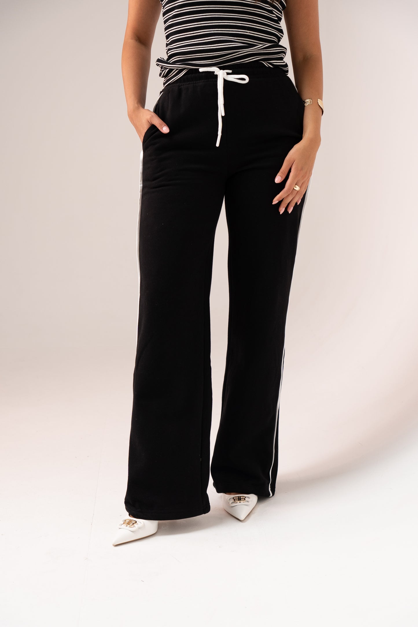 Love Laura White Trim Trousers In Black