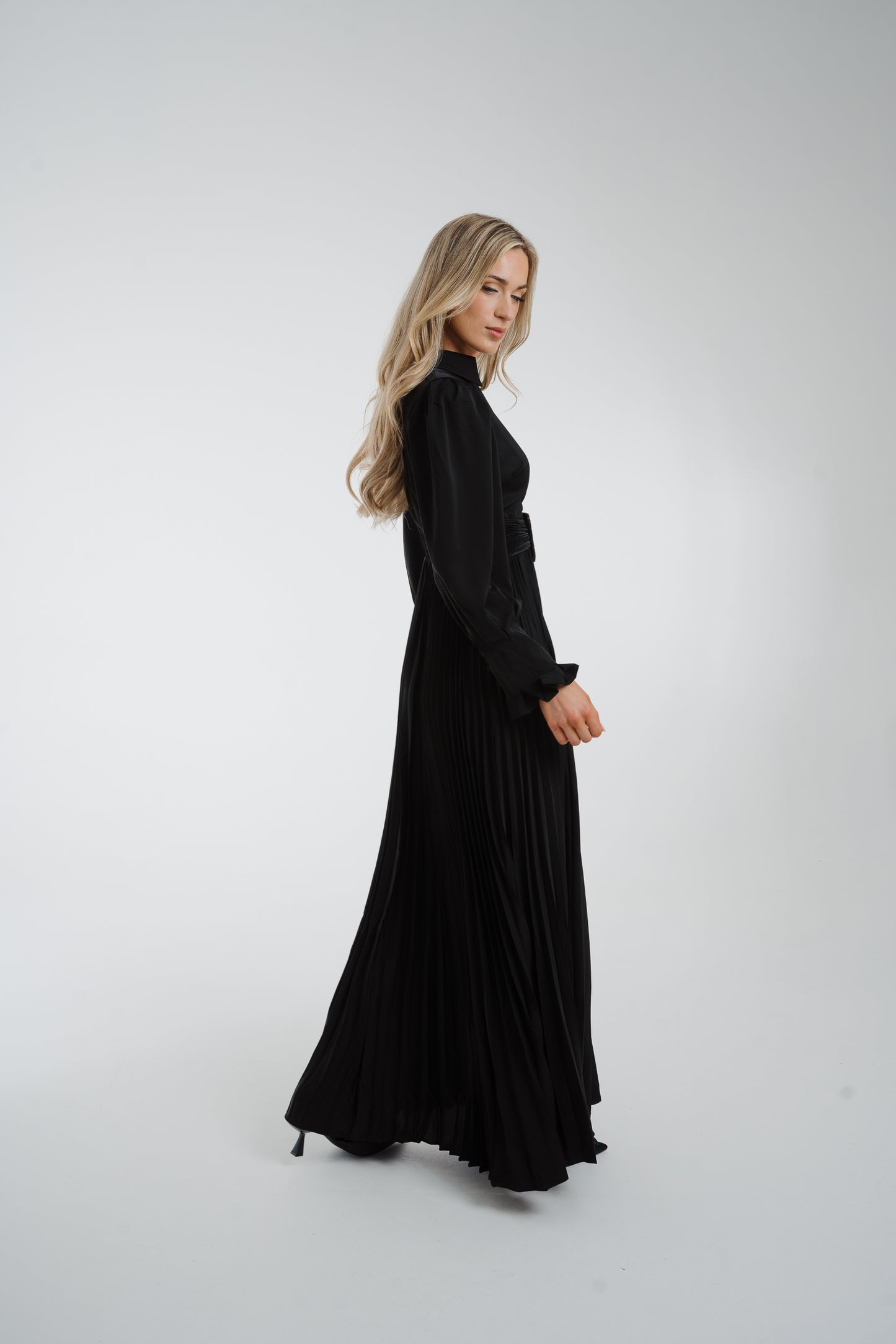 Taylor Belted Pleat Dress In Black