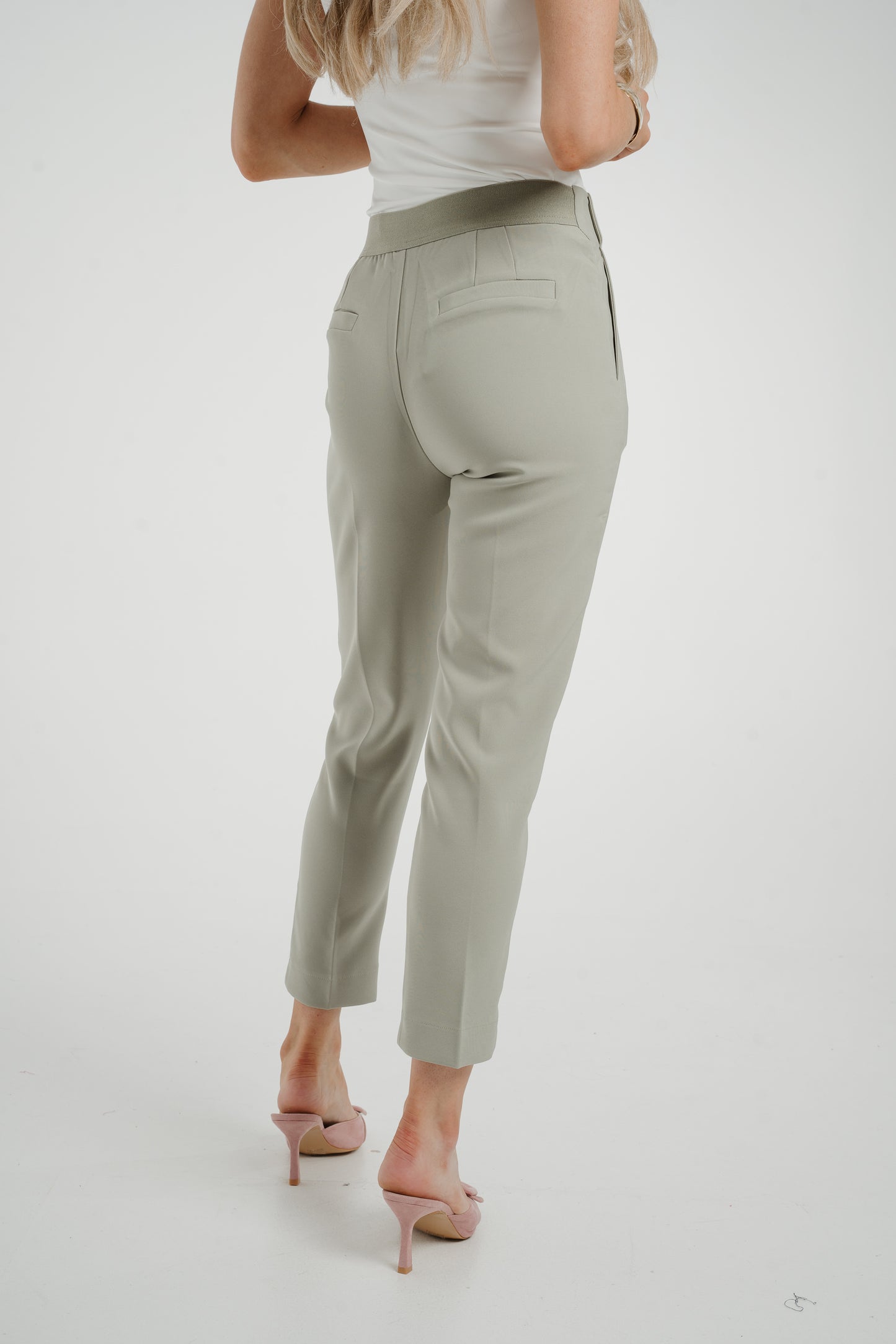 Freya Fitted Trouser In Sage