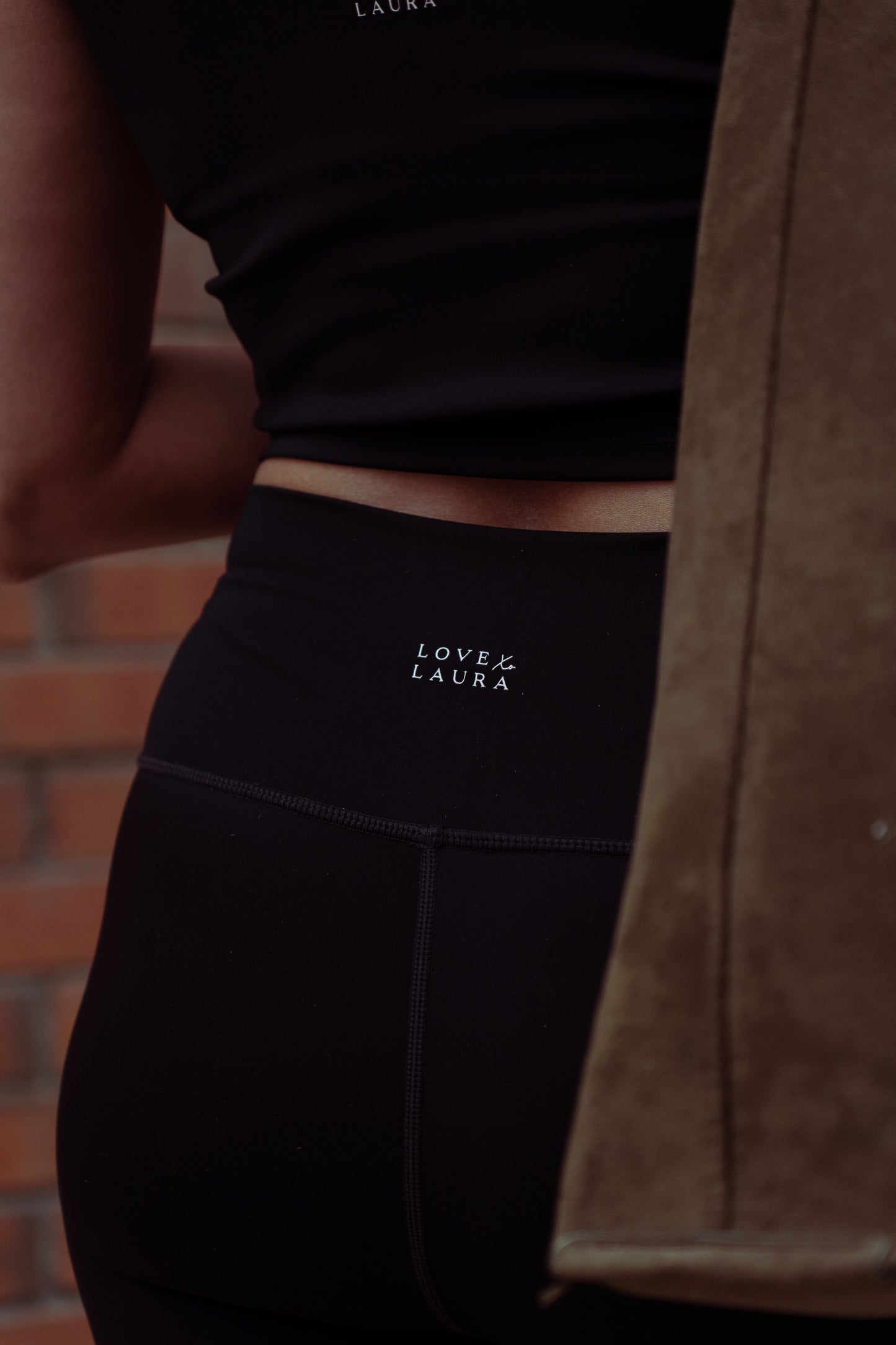 Love Laura Leggings In Black