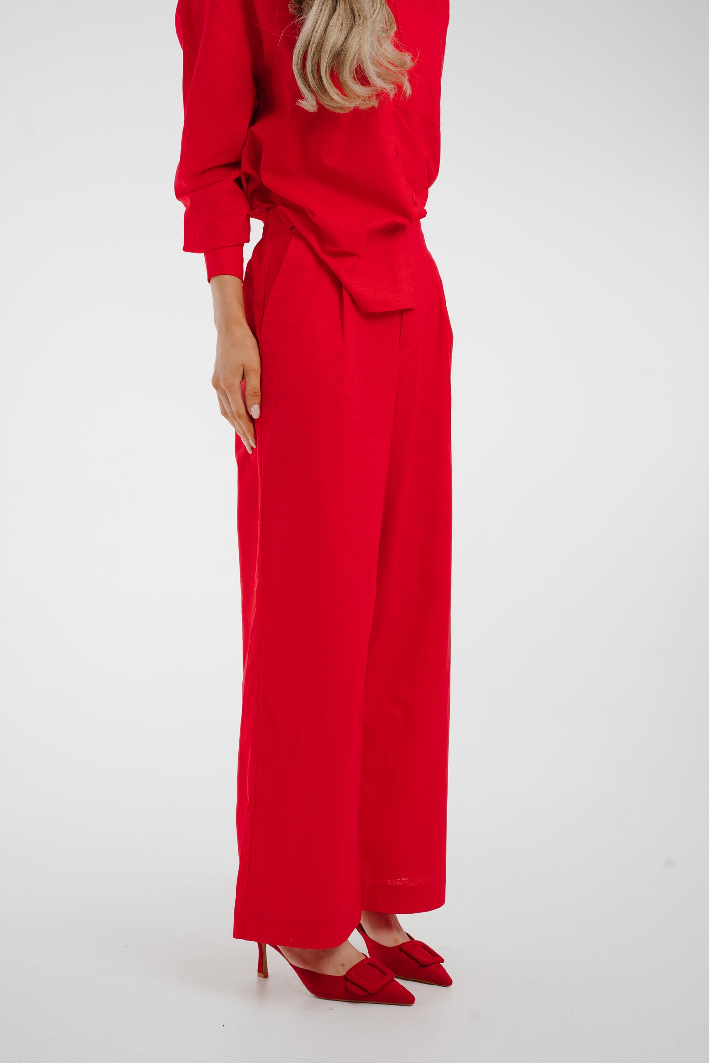 Arabella Linen Mix Trousers In Red