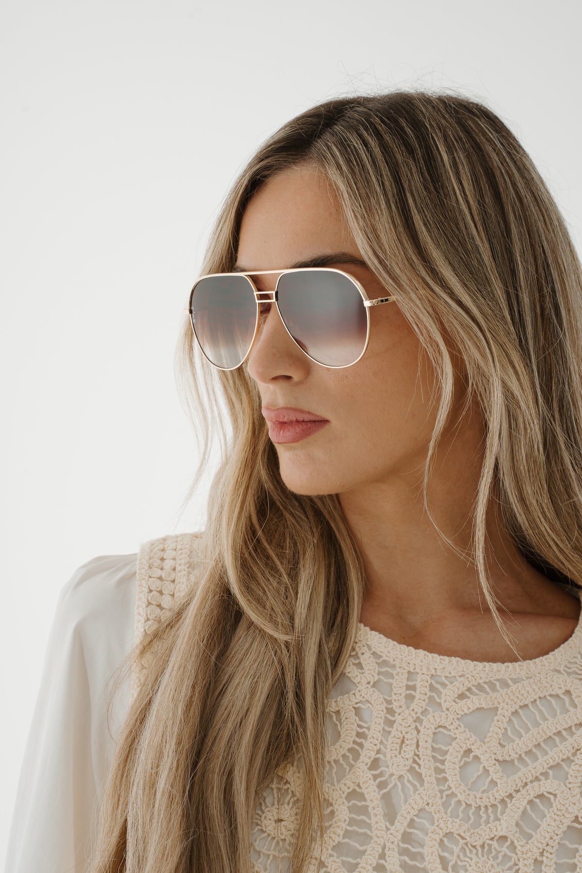 Olivia Aviator Sunglasses In Gold