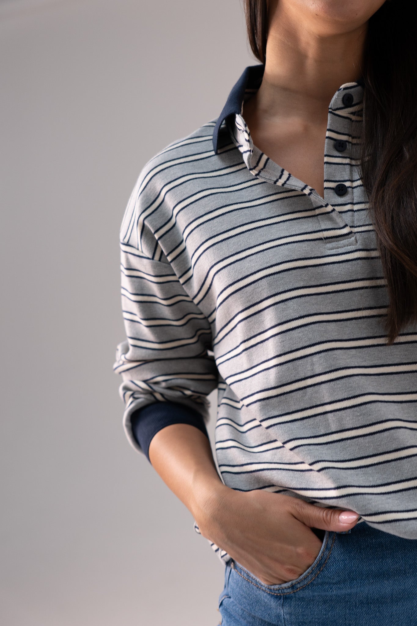 Daisy Stripe Top In Grey Mix
