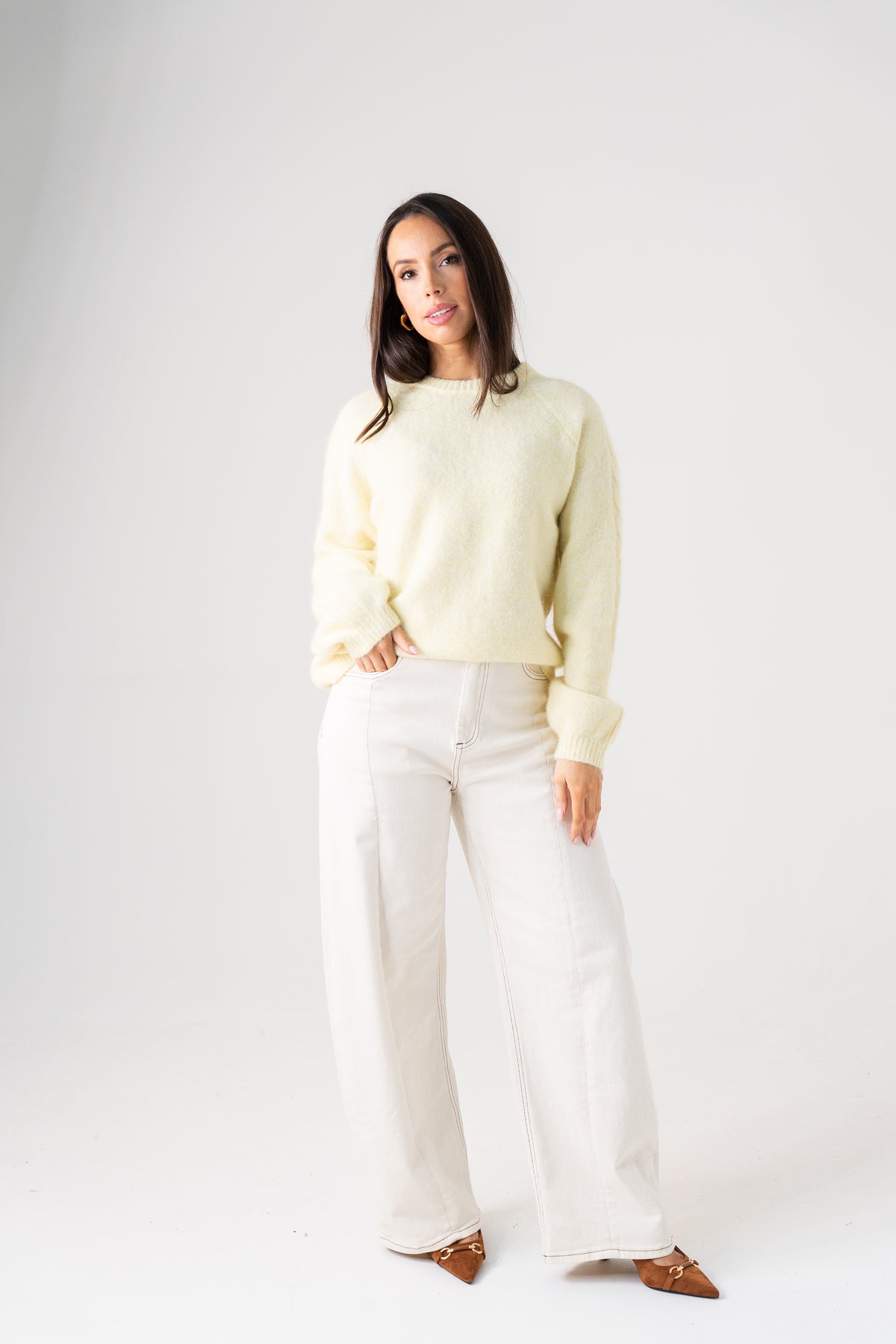 Ella Round Neck Jumper In Lemon