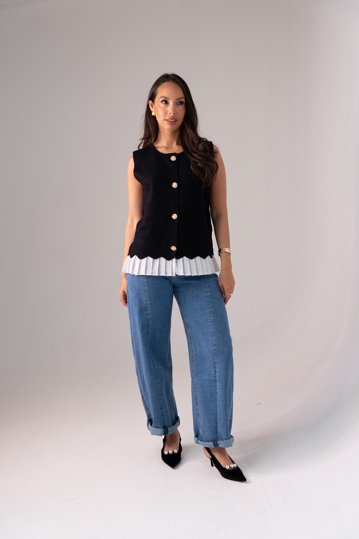 Ella Pleat Trim Waistcoat In Black