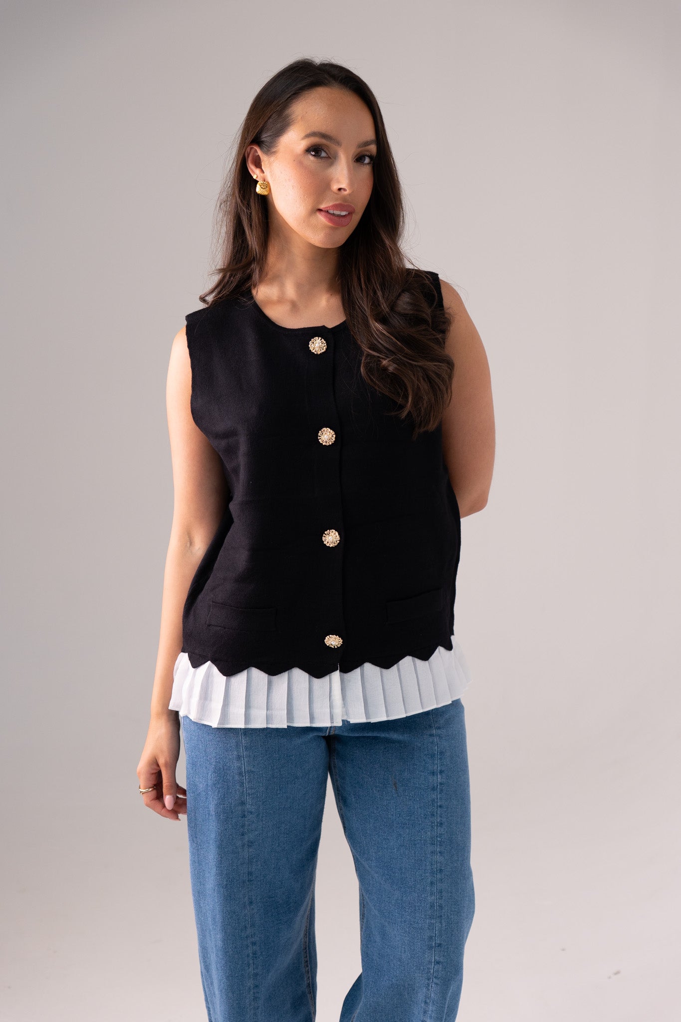 Ella Pleat Trim Waistcoat In Black
