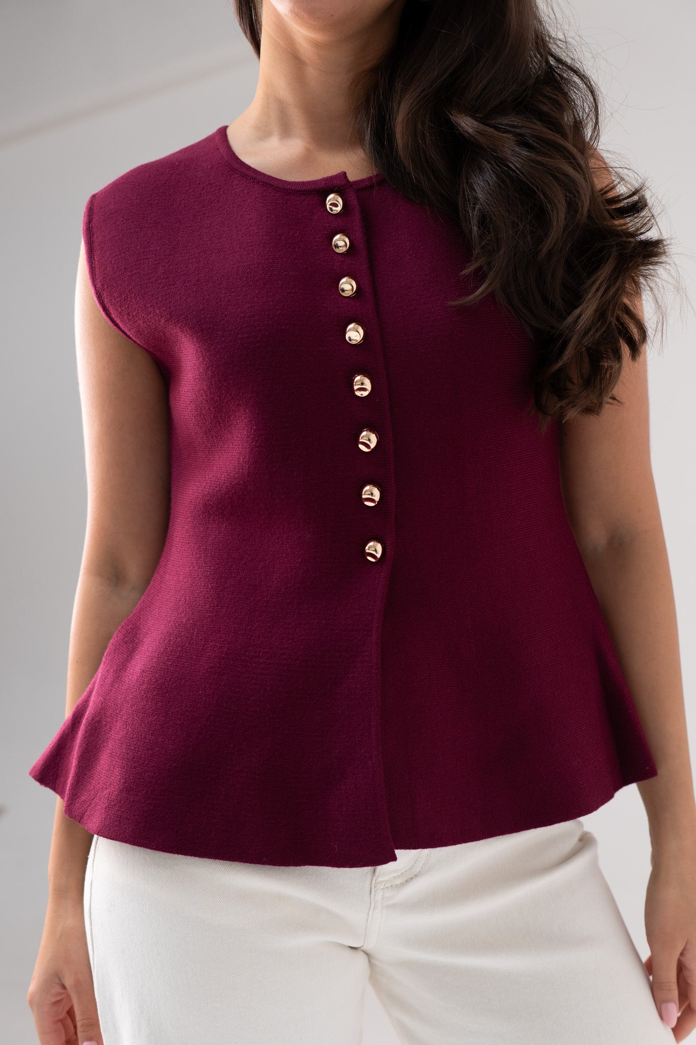 Ella Knit Waistcoat In Bordeaux