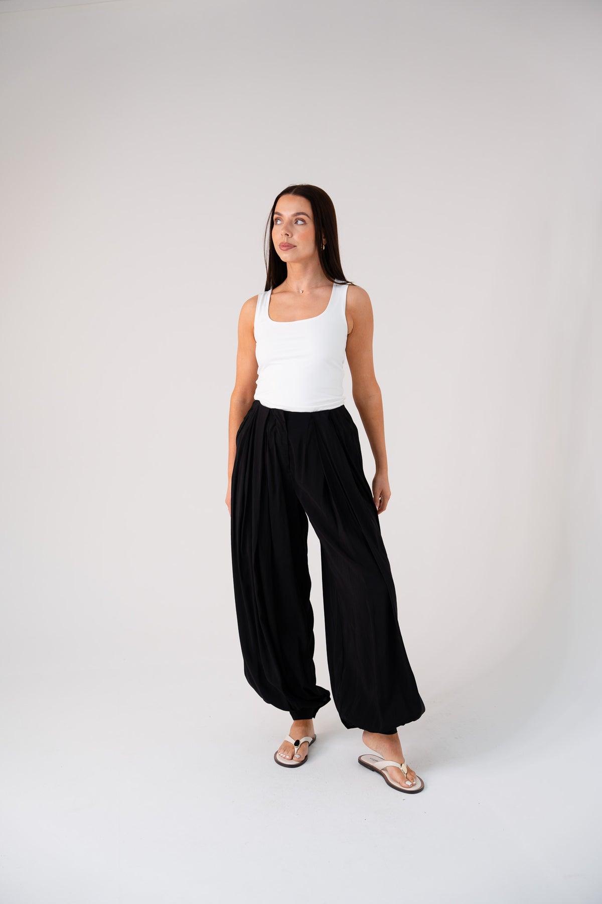 Elsa Balloon Trousers In Black