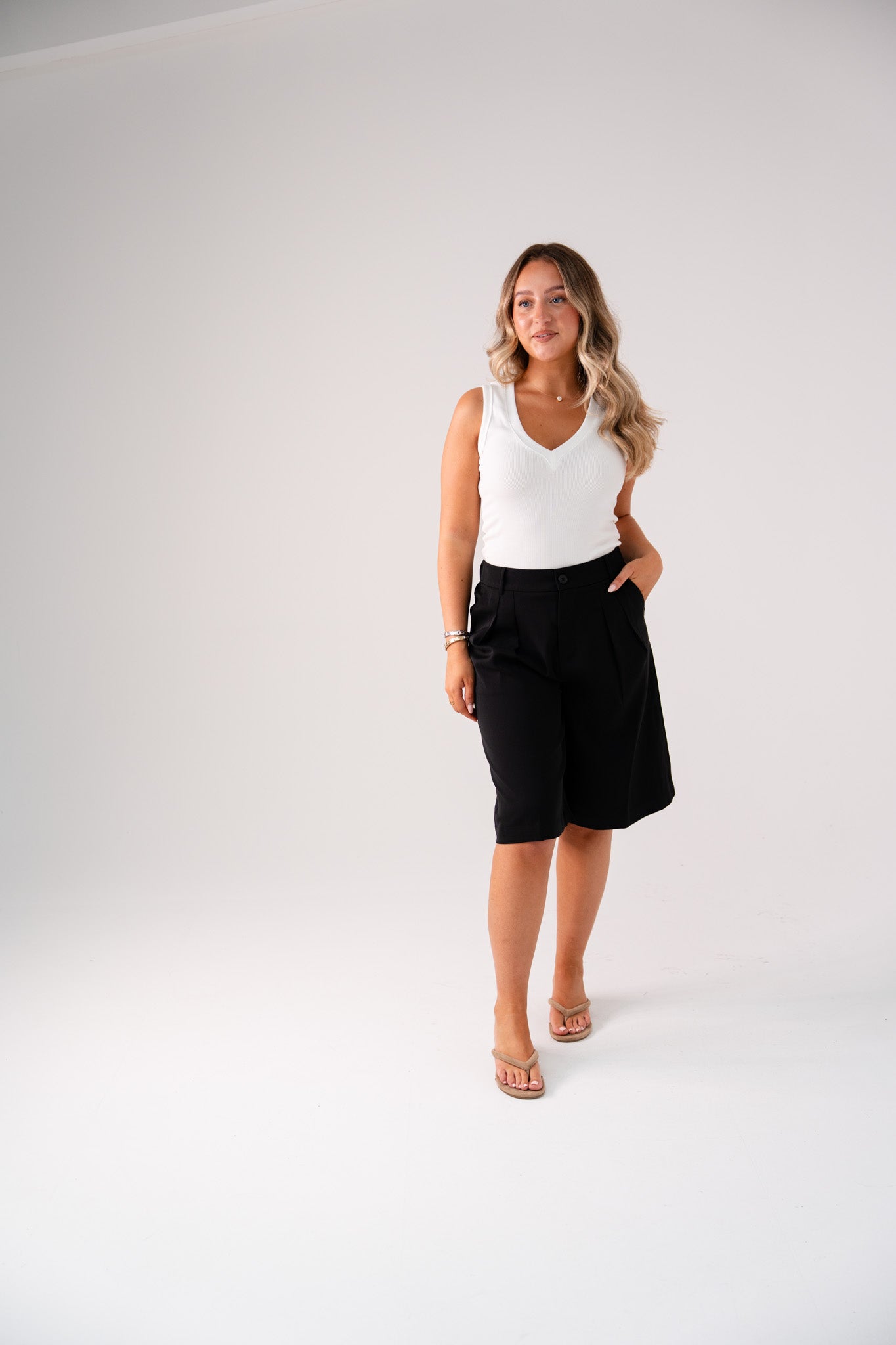 Elsa Bermuda Shorts In Black