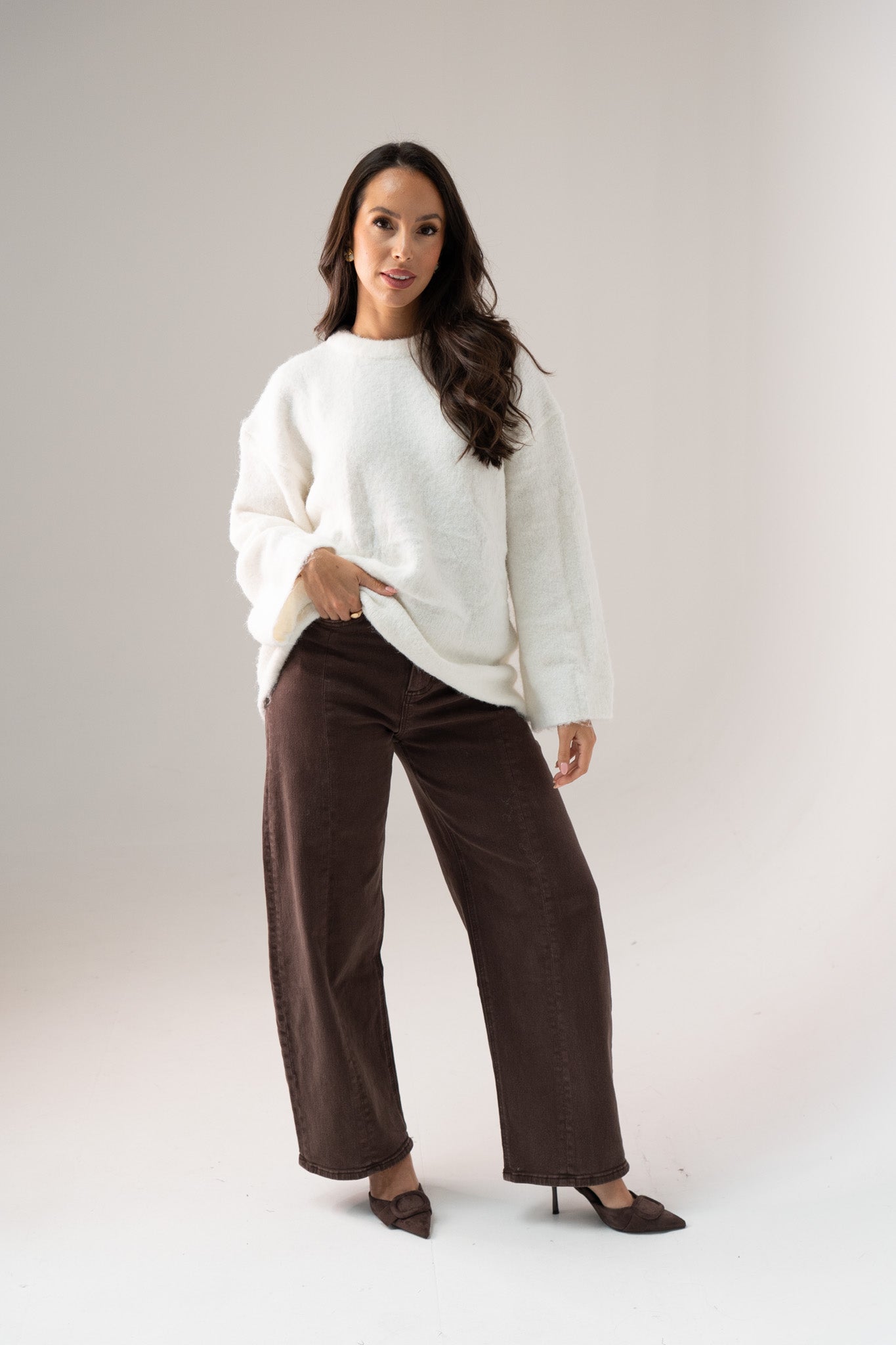 Elsa Round Neck Jumper In White