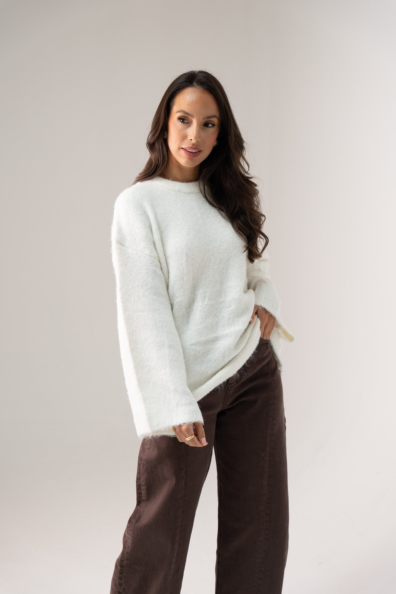 Elsa Round Neck Jumper In White